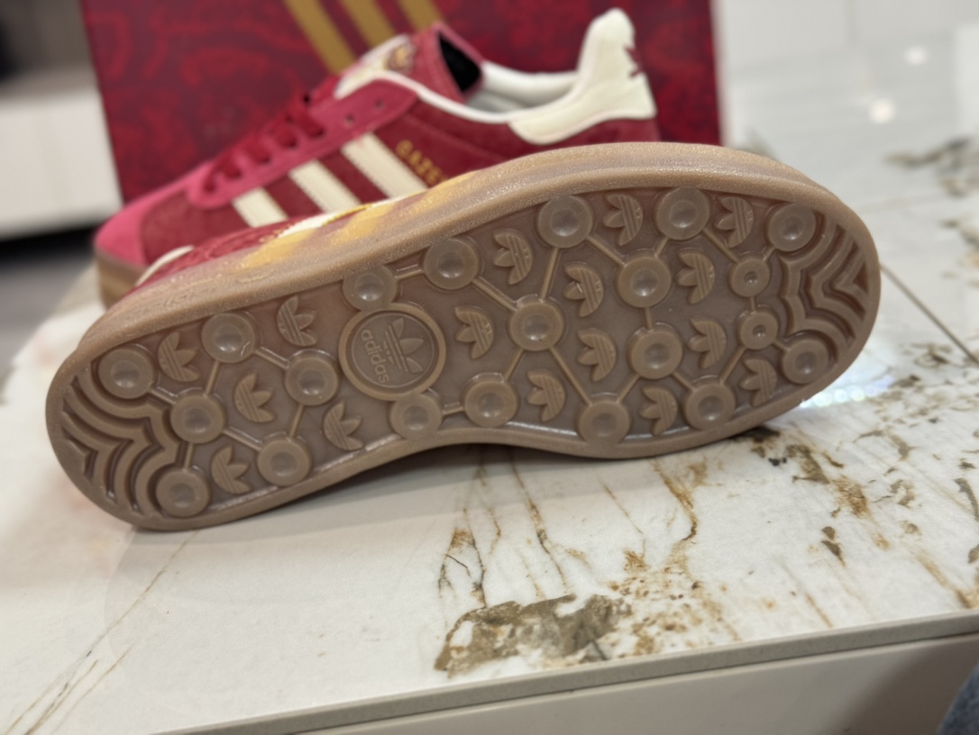 Board Shoes Red L-s
