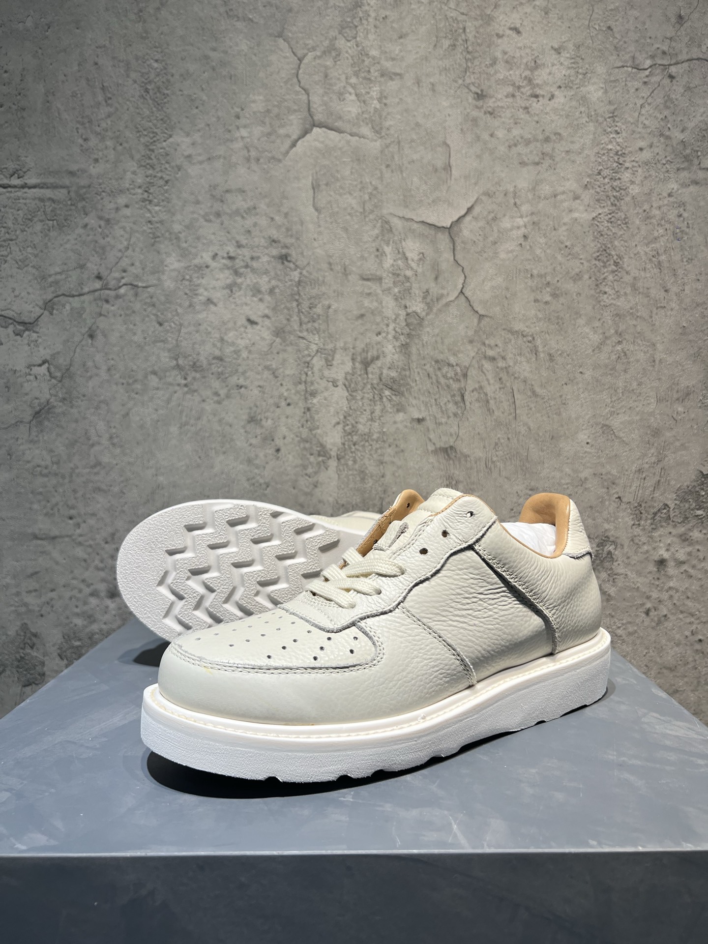 Basic Shoes