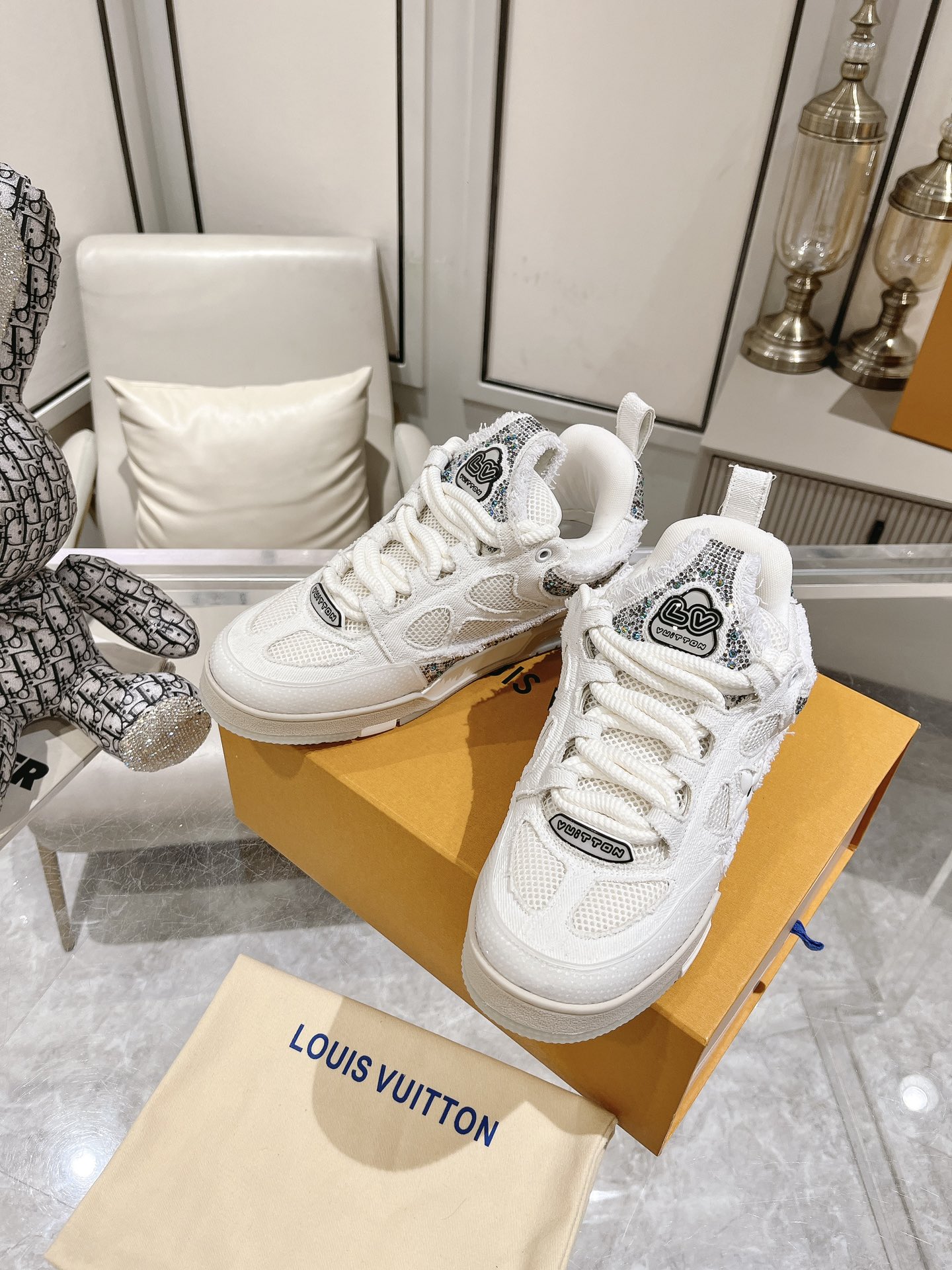 Louis Vuitton Sneakers Mesh M-l-s