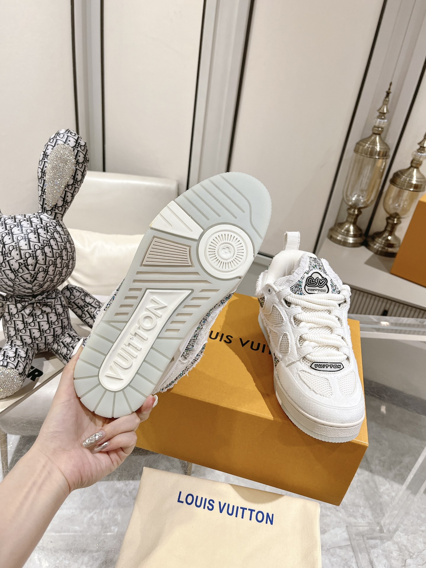 Louis Vuitton Sneakers Mesh M-l-s
