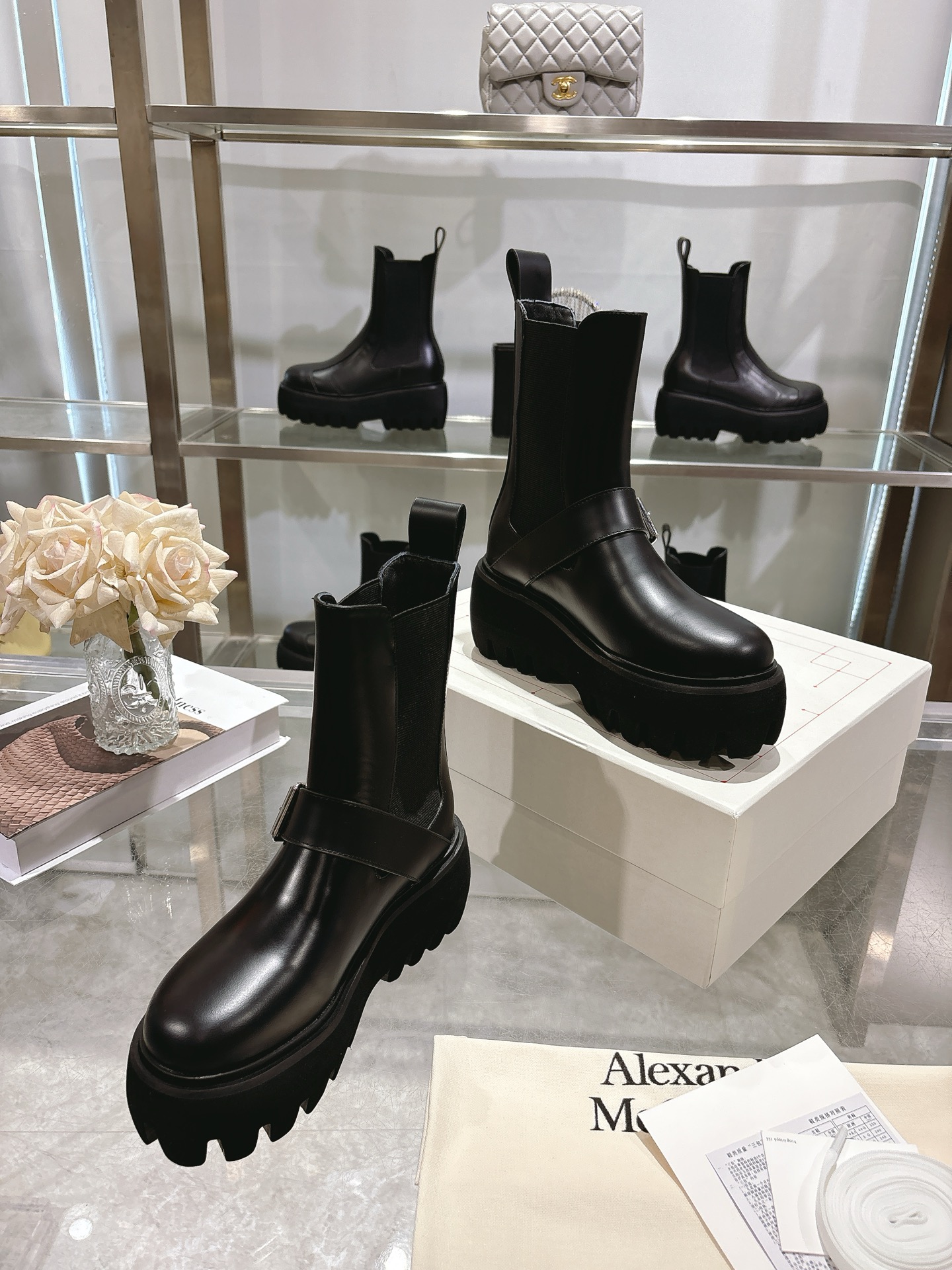 Alexander Mcqueen Male Basic Shoes Black M-s