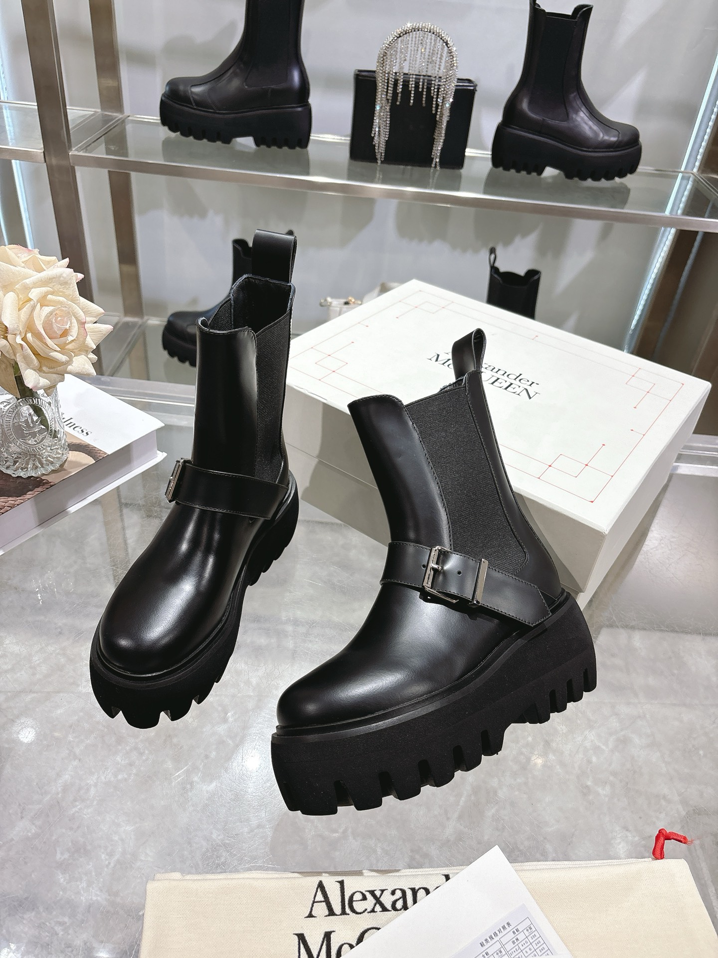 Alexander Mcqueen Male Basic Shoes Black M-s
