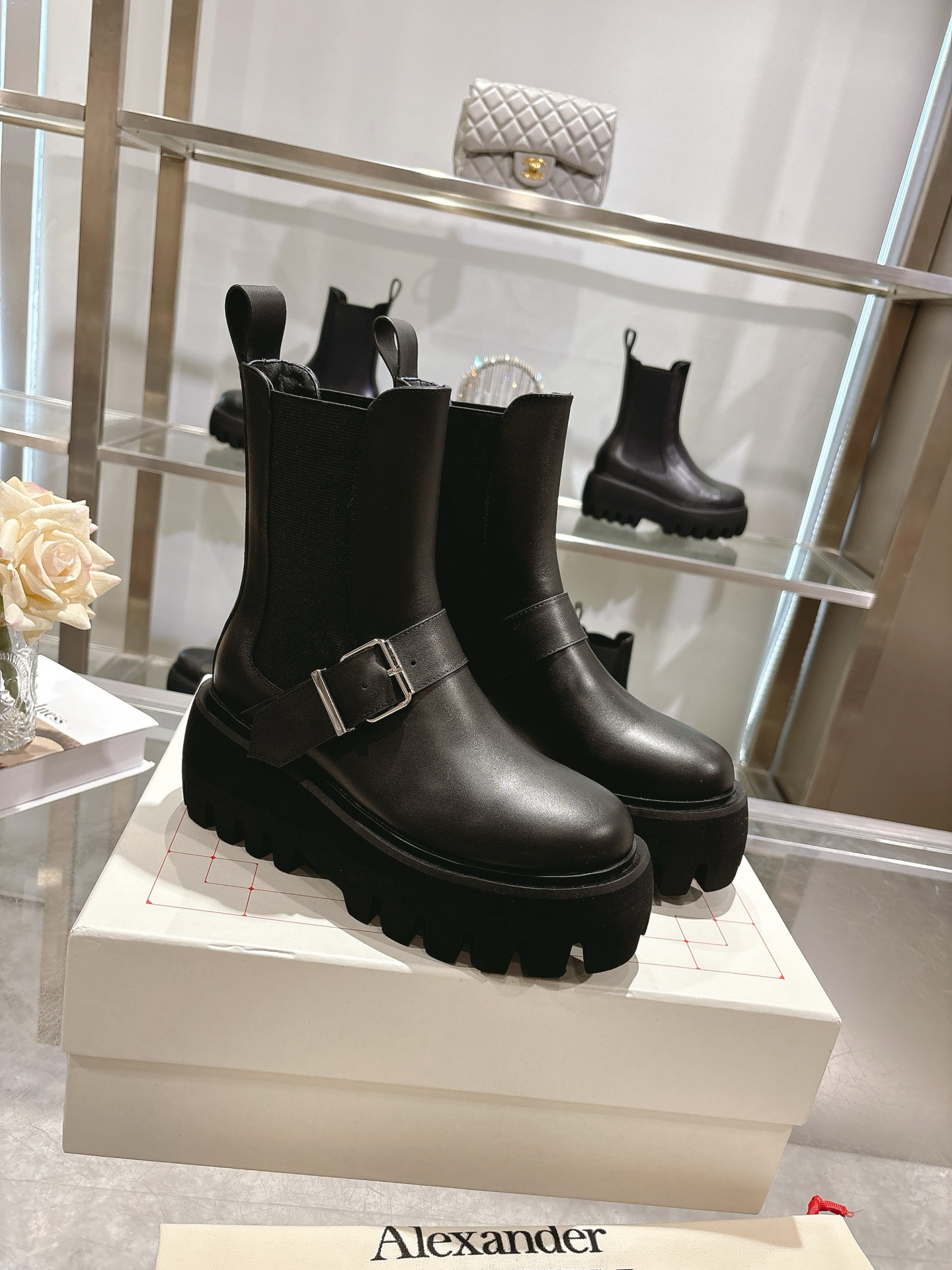 Alexander Mcqueen Male Basic Shoes Black M-s