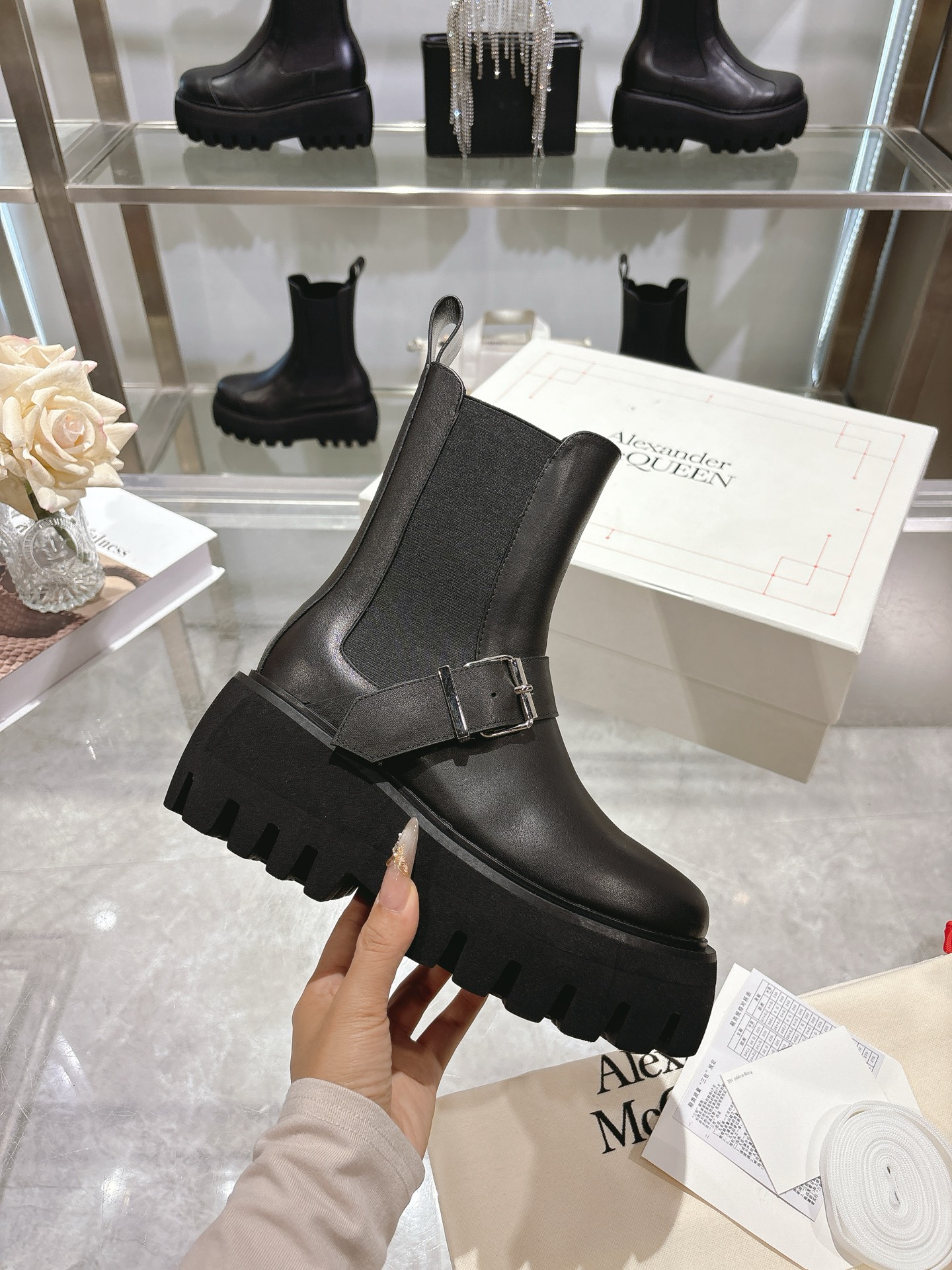 Alexander Mcqueen Male Basic Shoes Black M-s