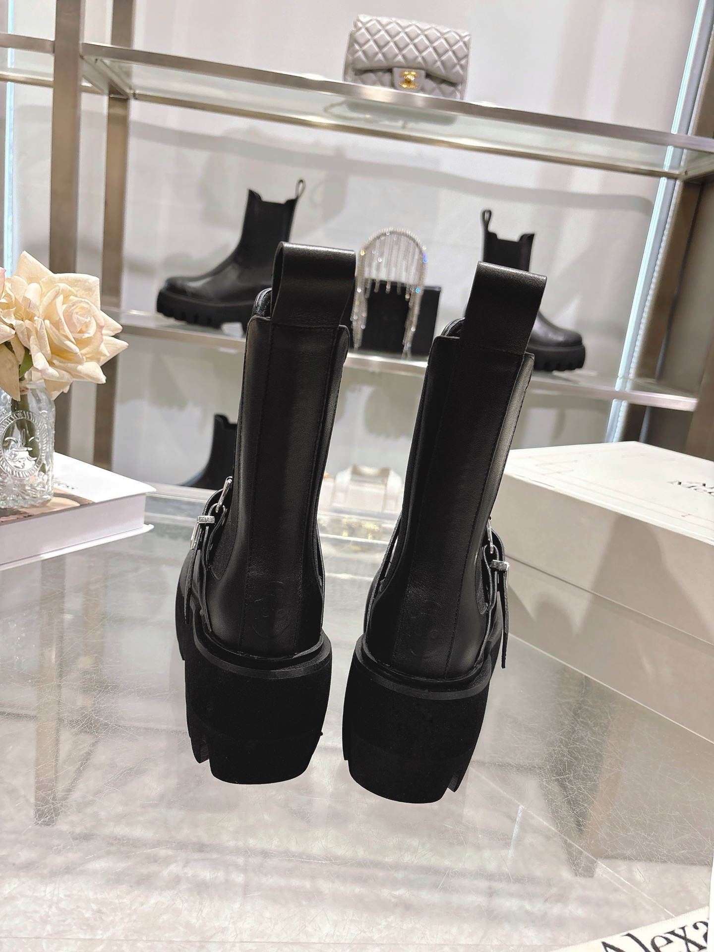 Alexander Mcqueen Male Basic Shoes Black M-s