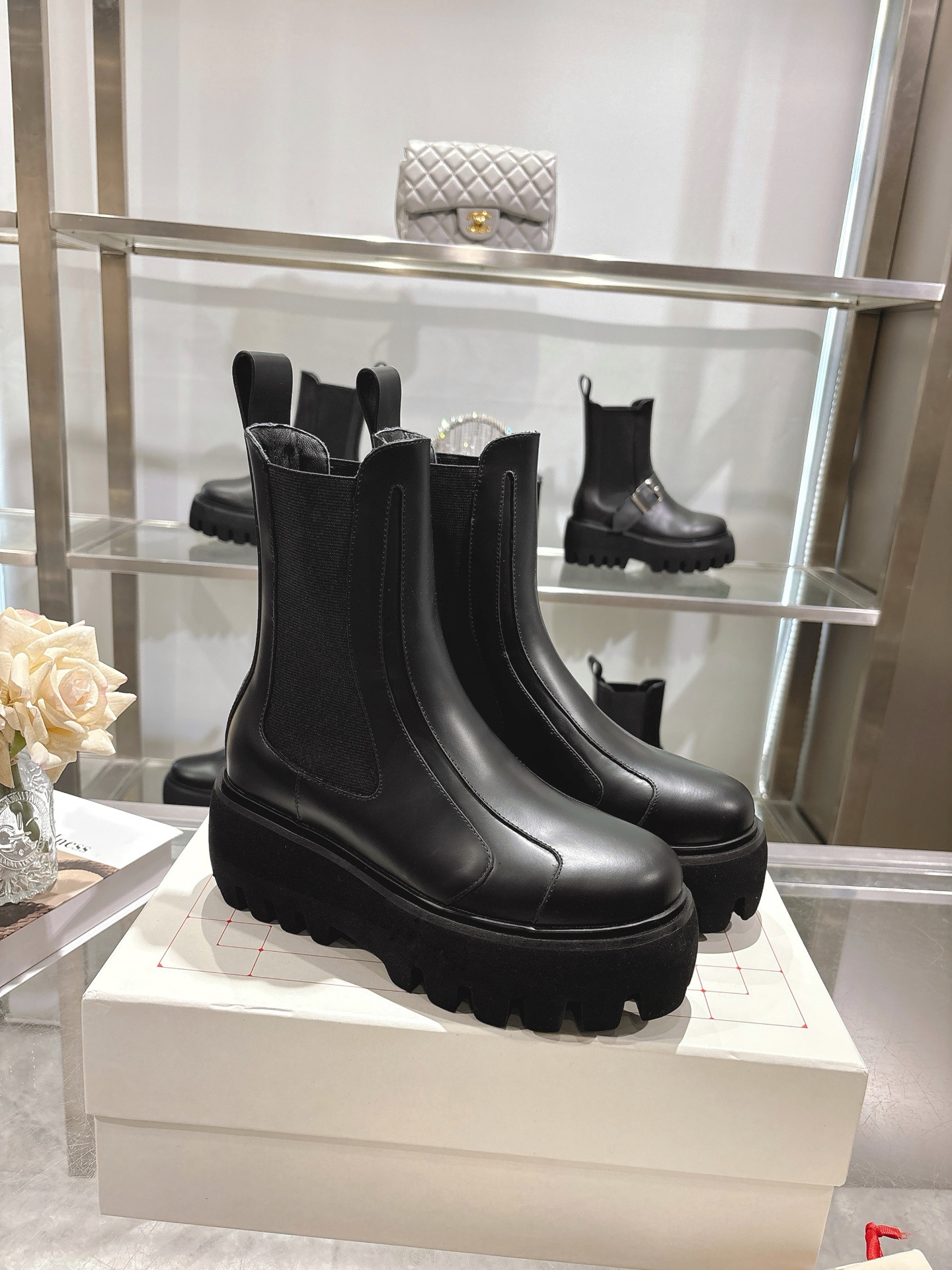 Alexander Mcqueen Male Basic Shoes Black M-s