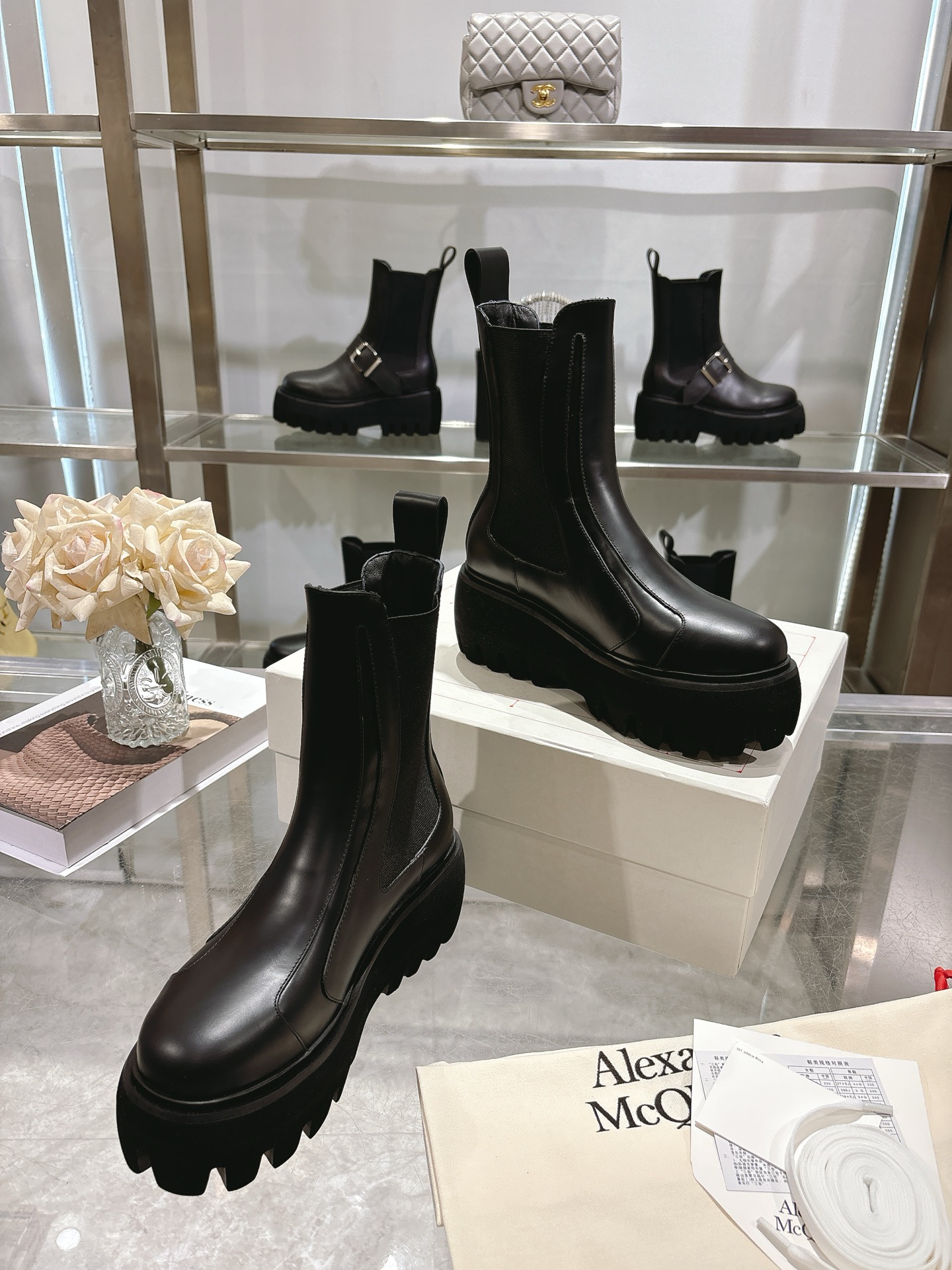 Alexander Mcqueen Male Basic Shoes Black M-s