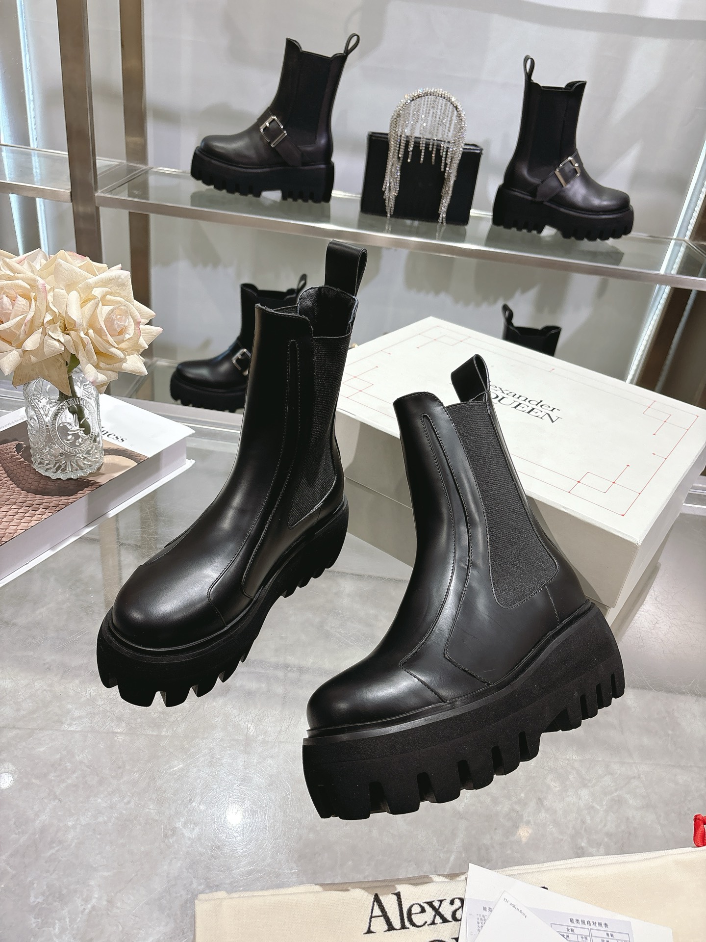 Alexander Mcqueen Male Basic Shoes Black M-s