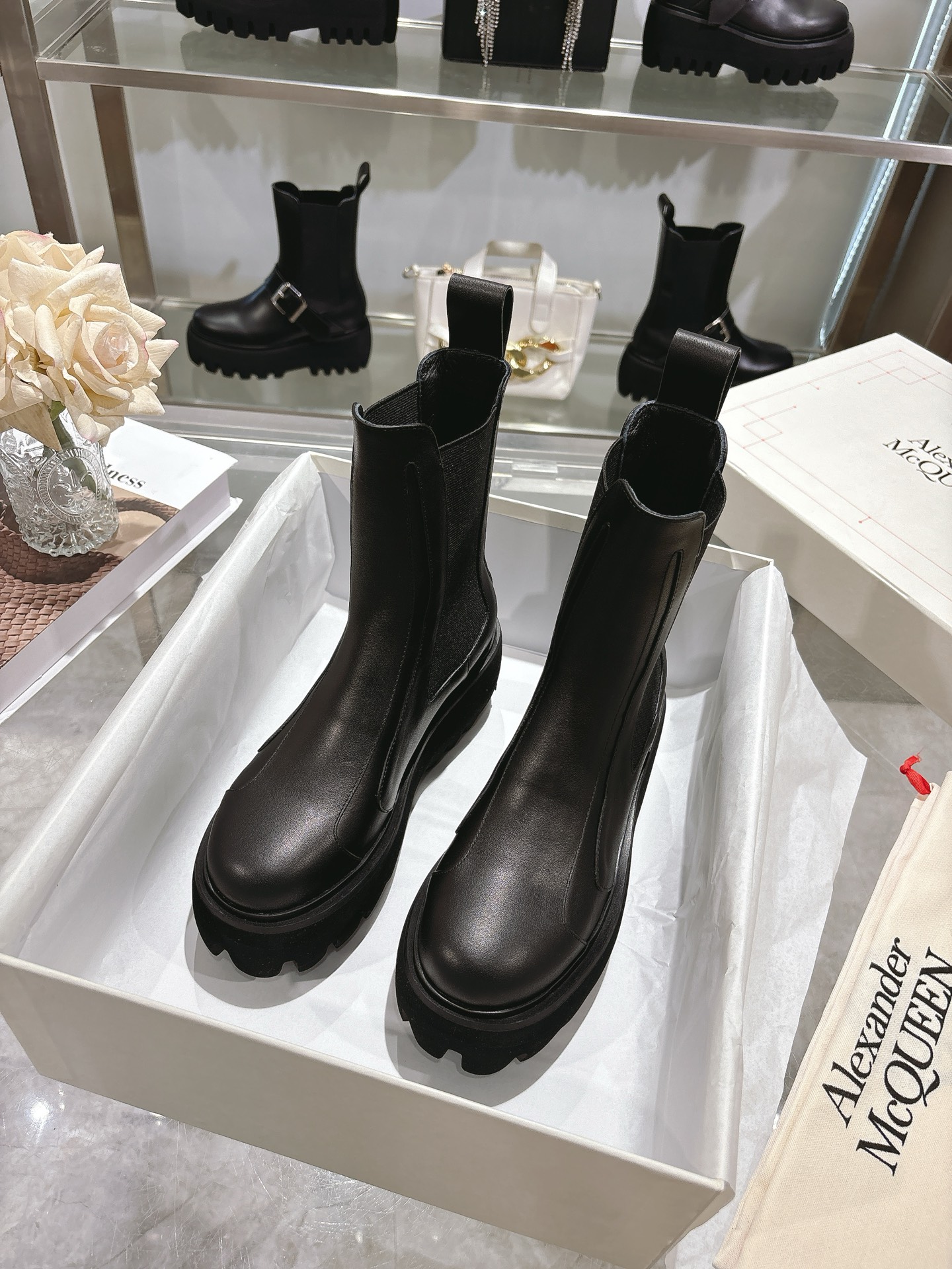 Alexander Mcqueen Male Basic Shoes Black M-s