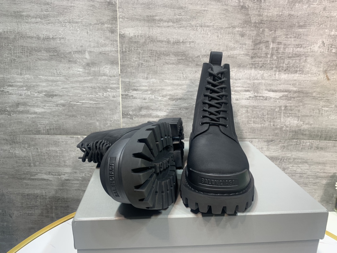 Balenciaga Female Basic Shoes 46-l-s