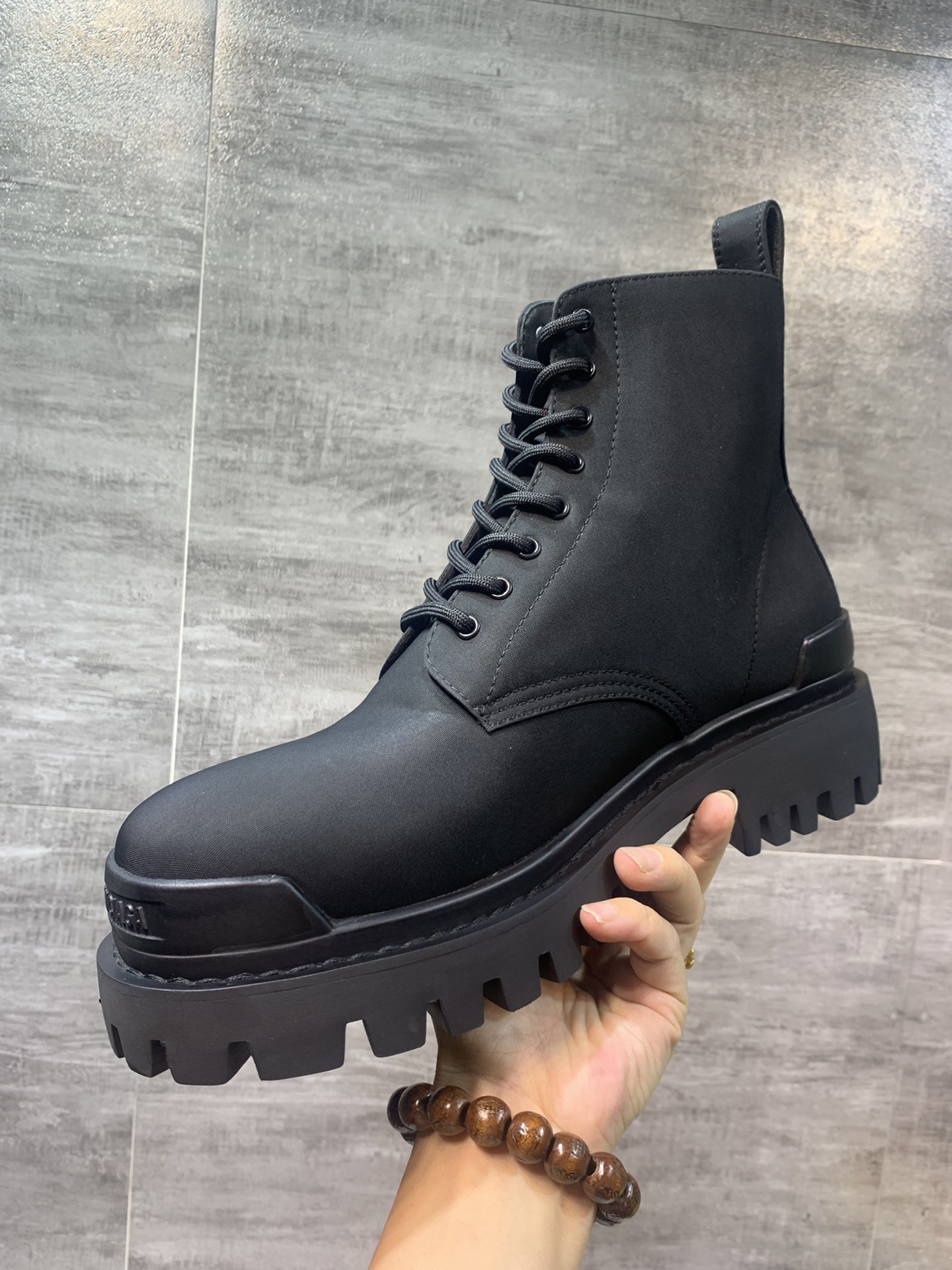 Balenciaga Female Basic Shoes 46-l-s