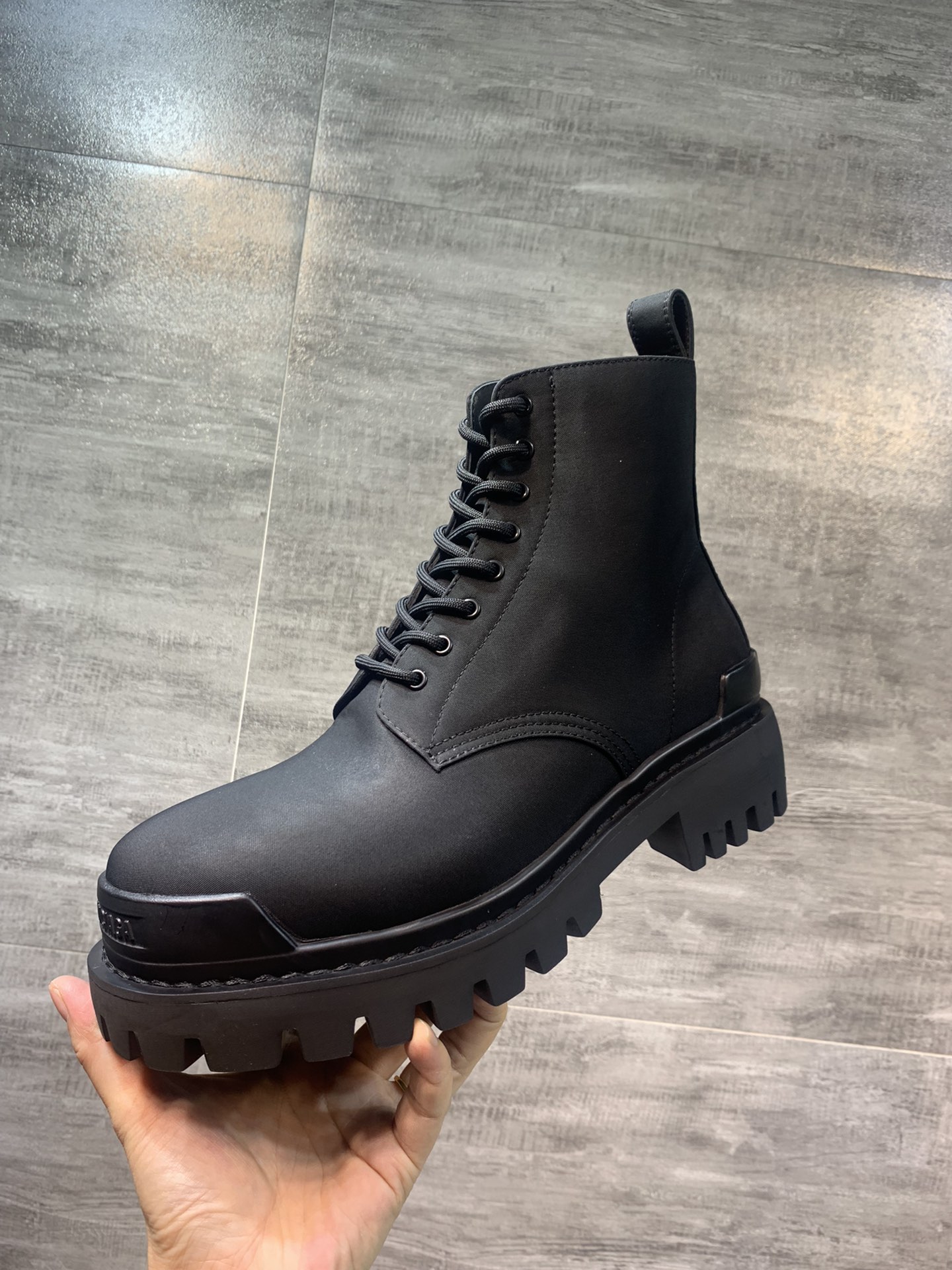 Balenciaga Female Basic Shoes 46-l-s