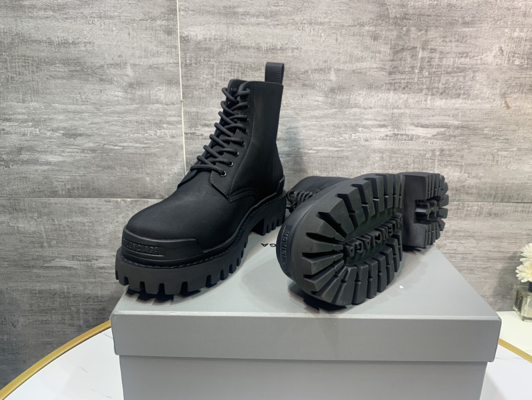 Balenciaga Female Basic Shoes 46-l-s