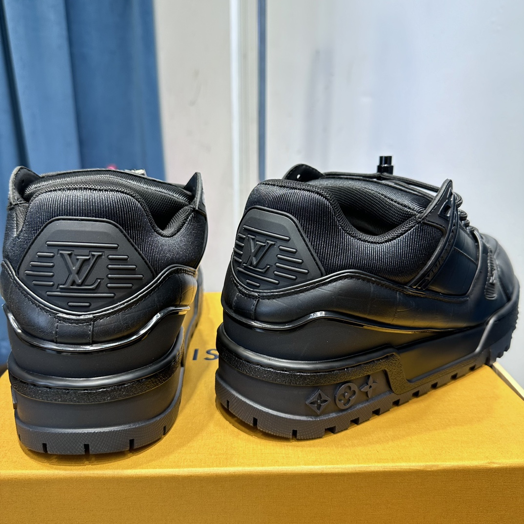 Louis Vuitton Basic Shoes Mesh L-s