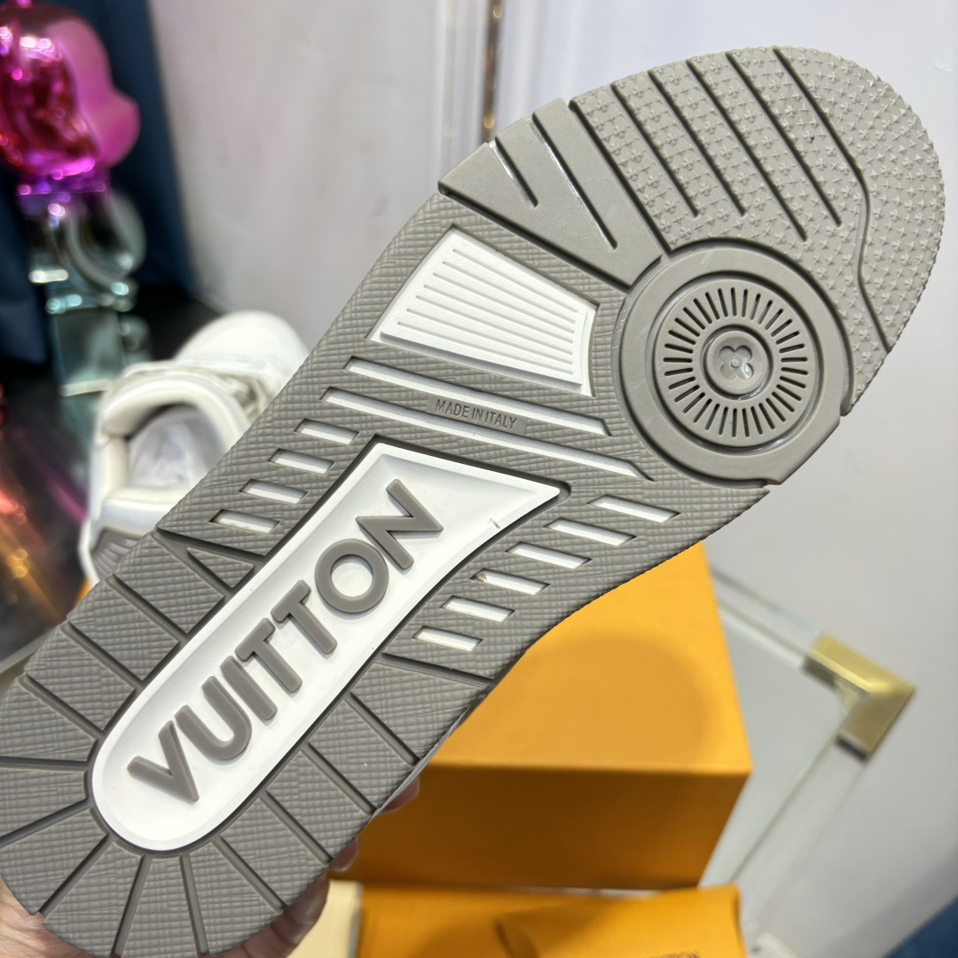 Louis Vuitton Basic Shoes Mesh L-s