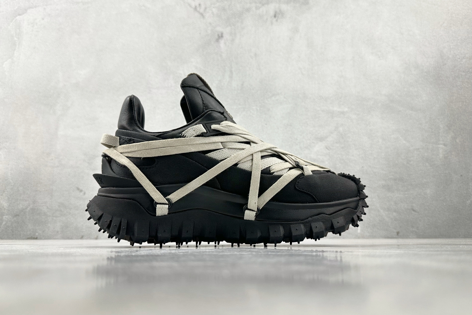 Calvin Klein Moncler Rick Owens Basic Shoes Black M-l-s