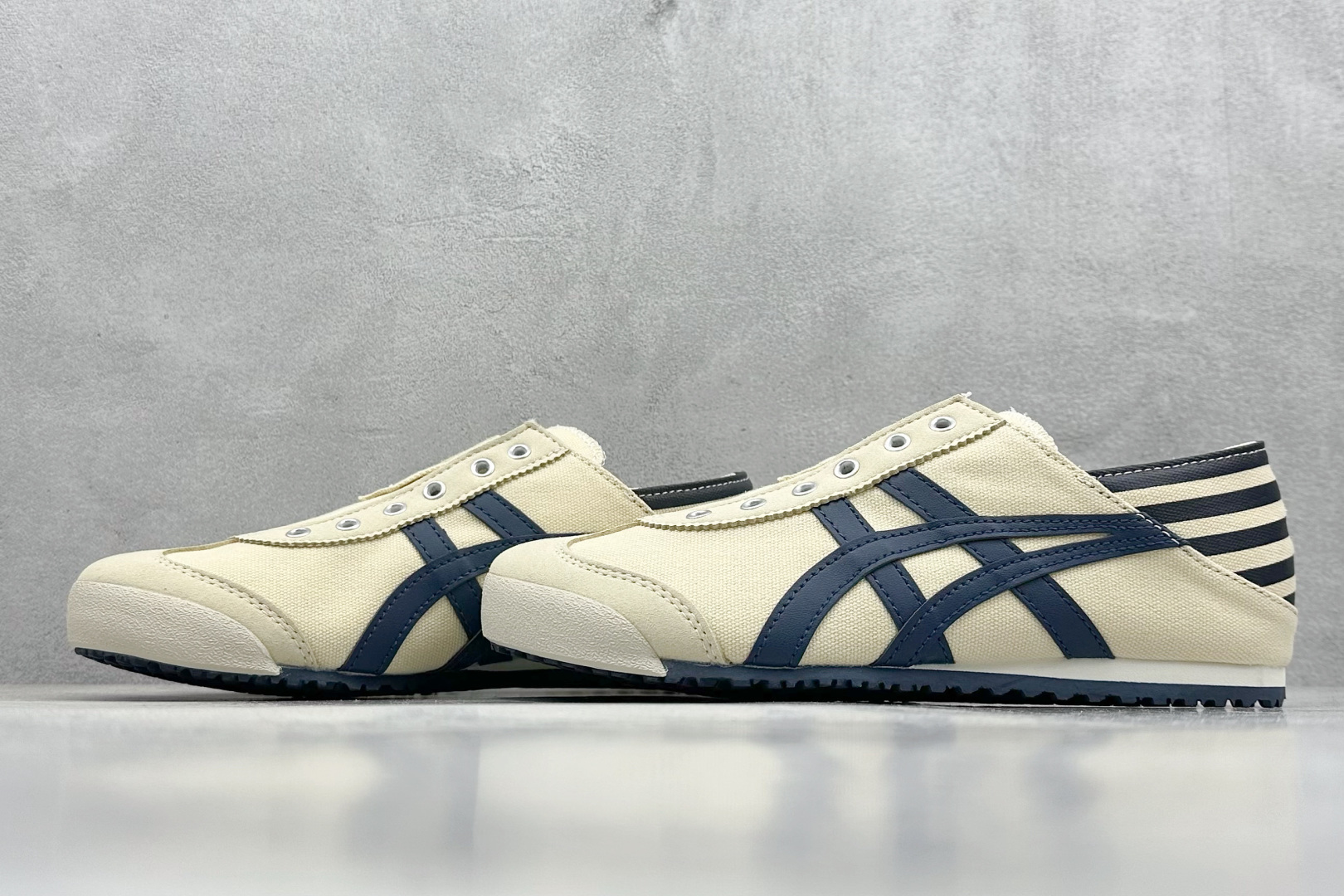 Onitsuka Tiger Sneakers M-l-s