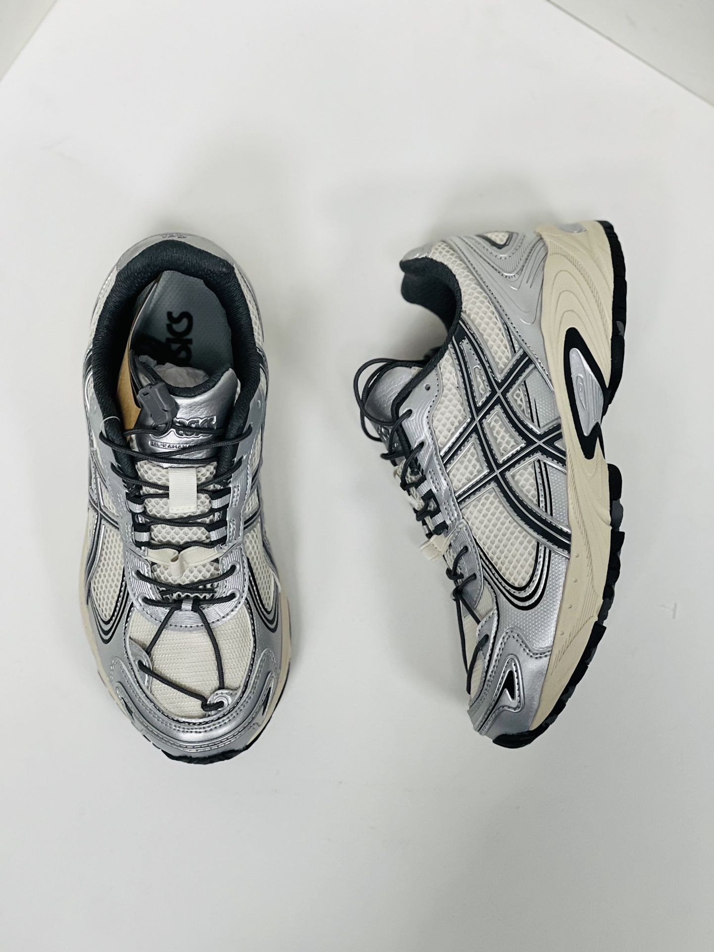 Asics Running Shoes L-s