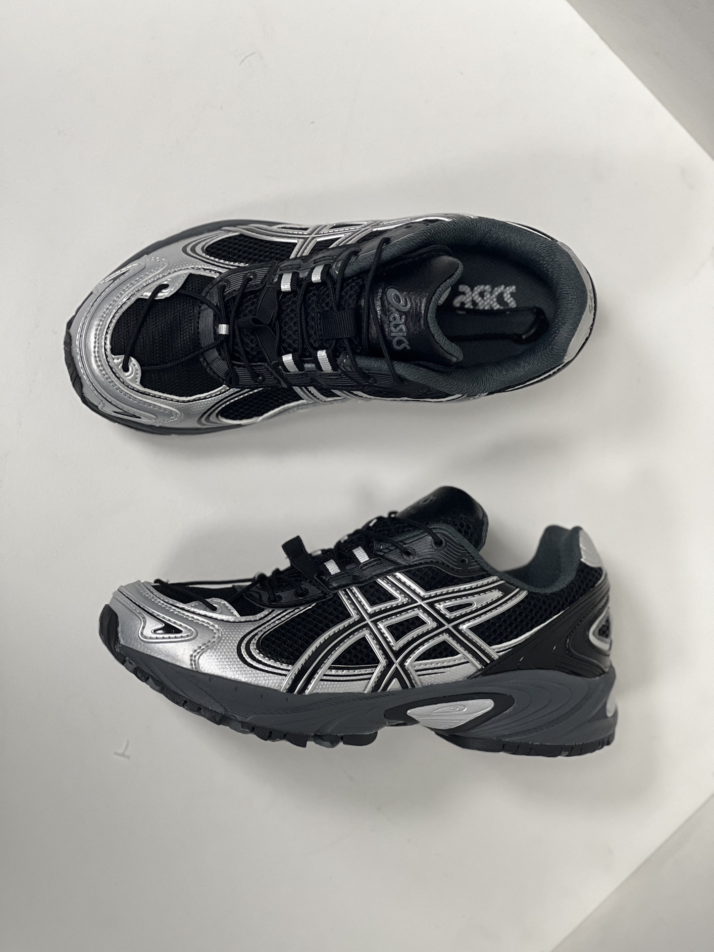 Asics Running Shoes L-s