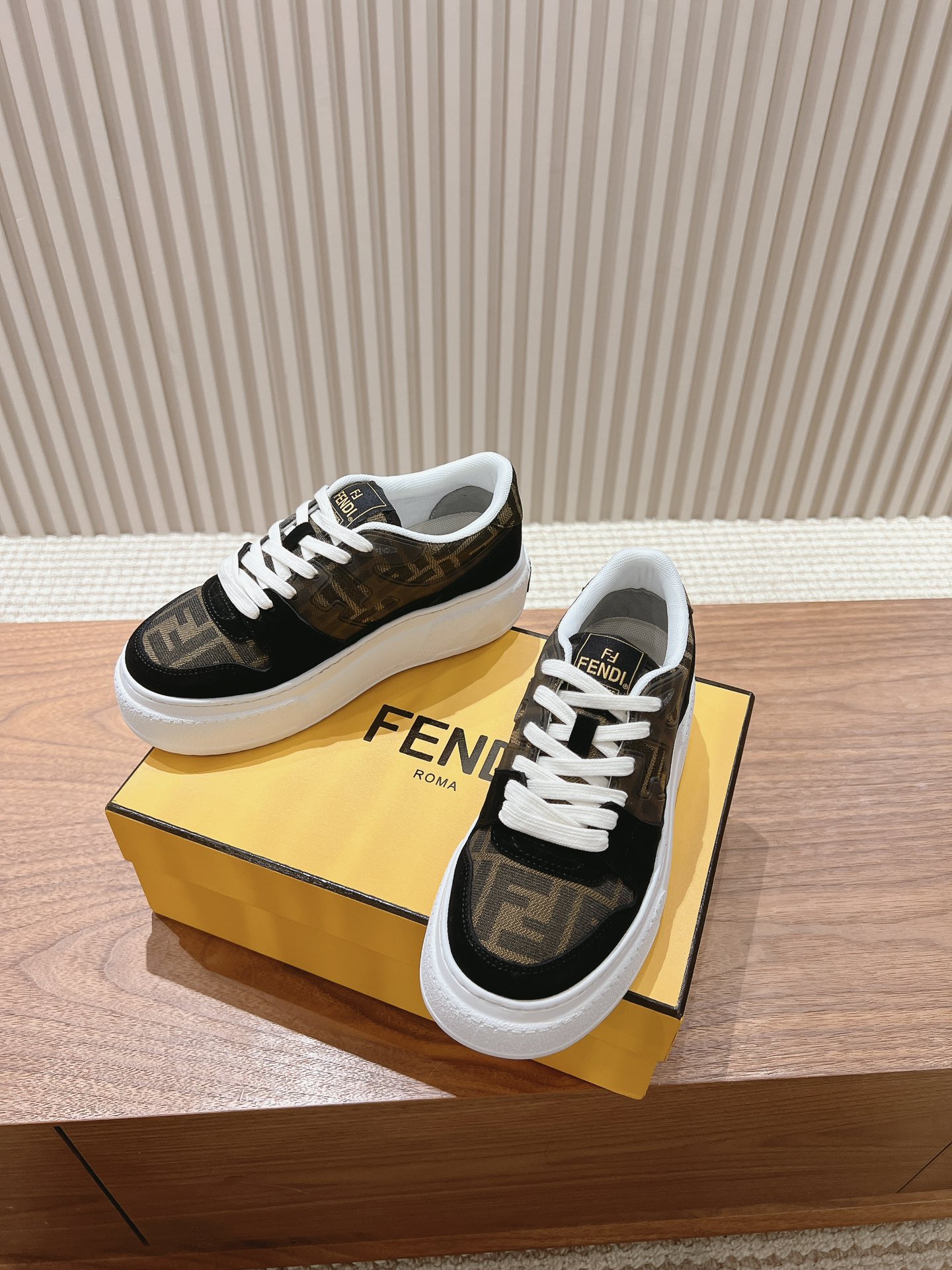 Fendi Couple Board Shoes M-l