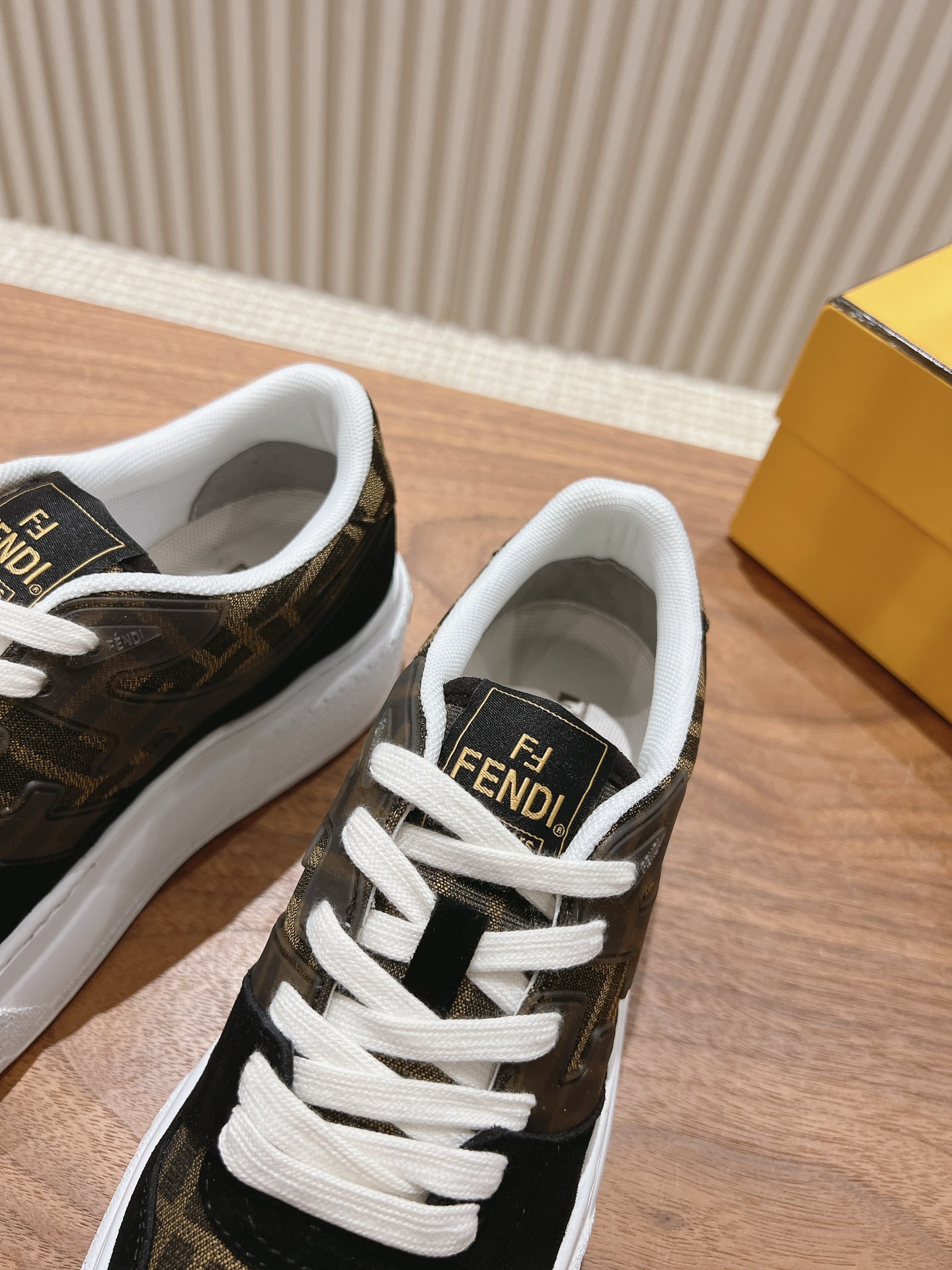 Fendi Couple Board Shoes M-l