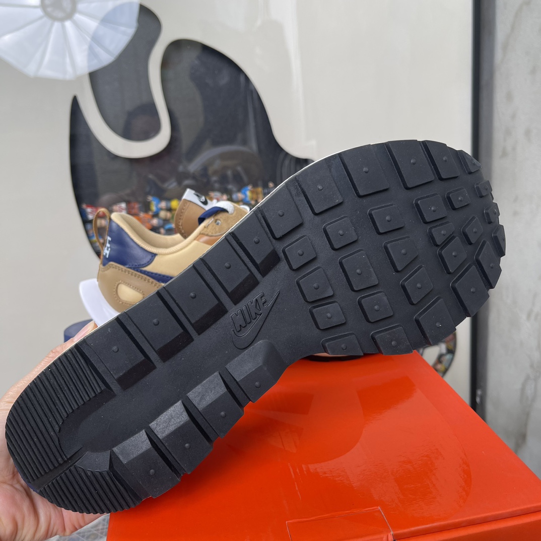 Nike Basic Shoes 46-s