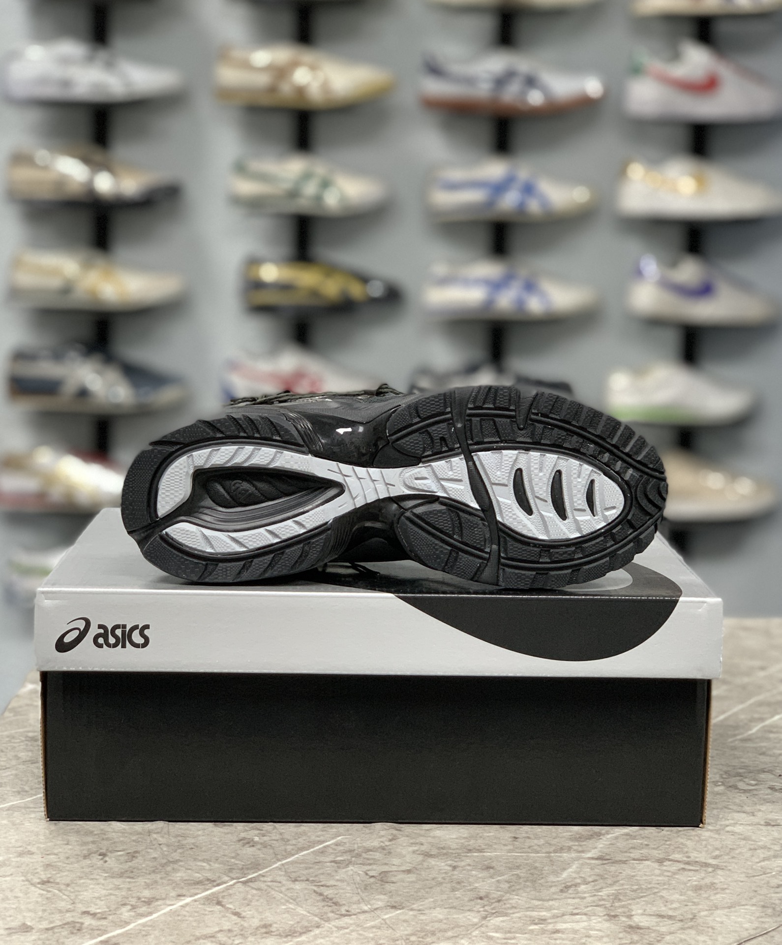 Asics Male Sneakers White M-l-s