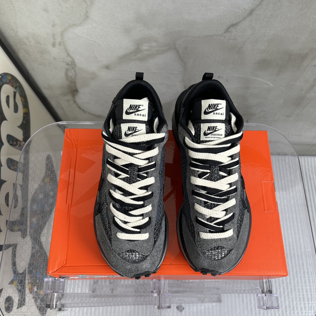 Nike Basic Shoes 46-s
