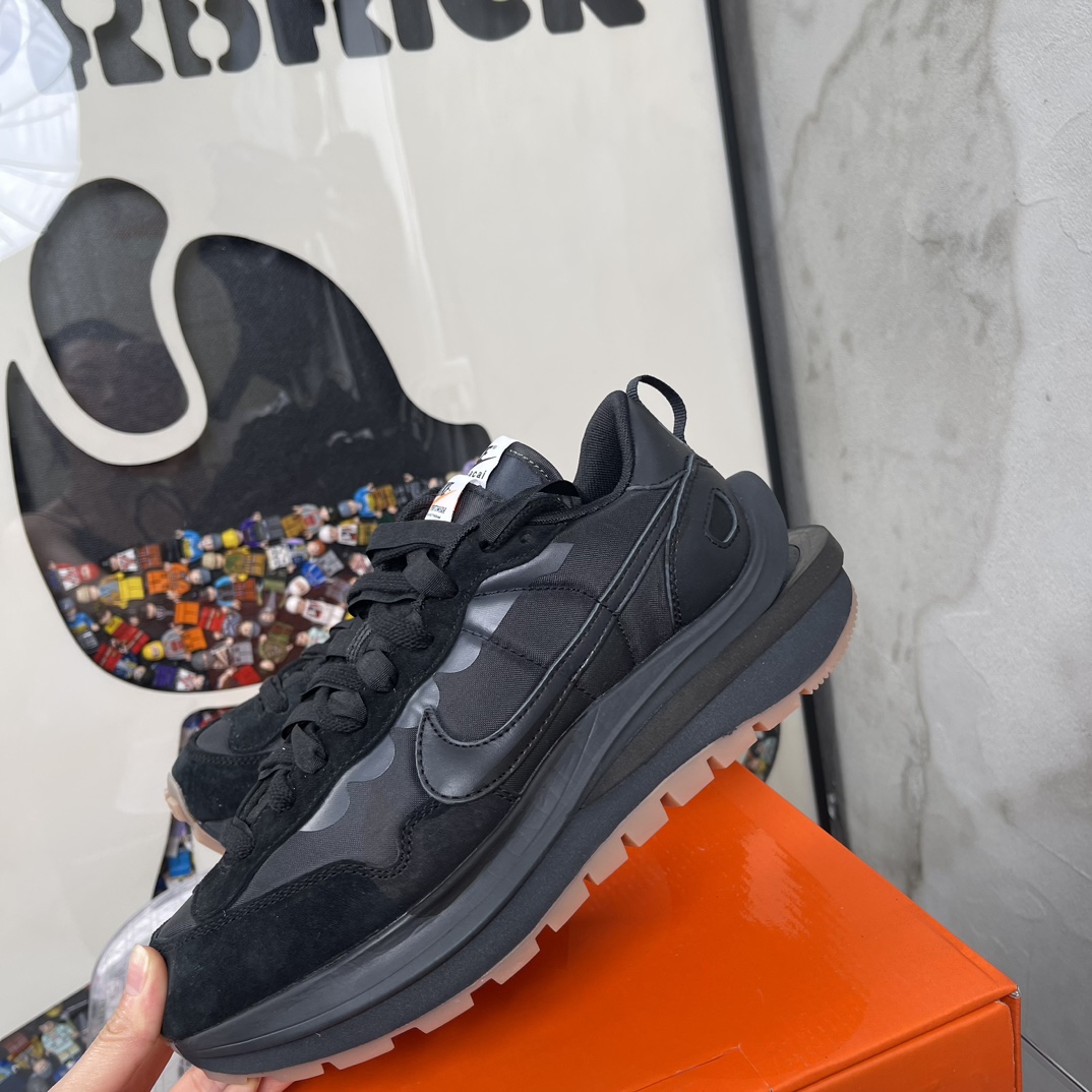 Nike Basic Shoes 46-s