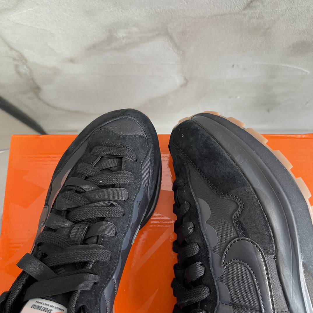 Nike Basic Shoes 46-s