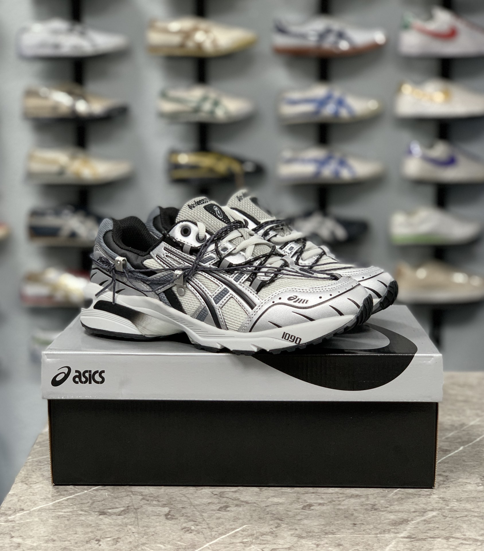 Asics Male Sneakers White M-l-s