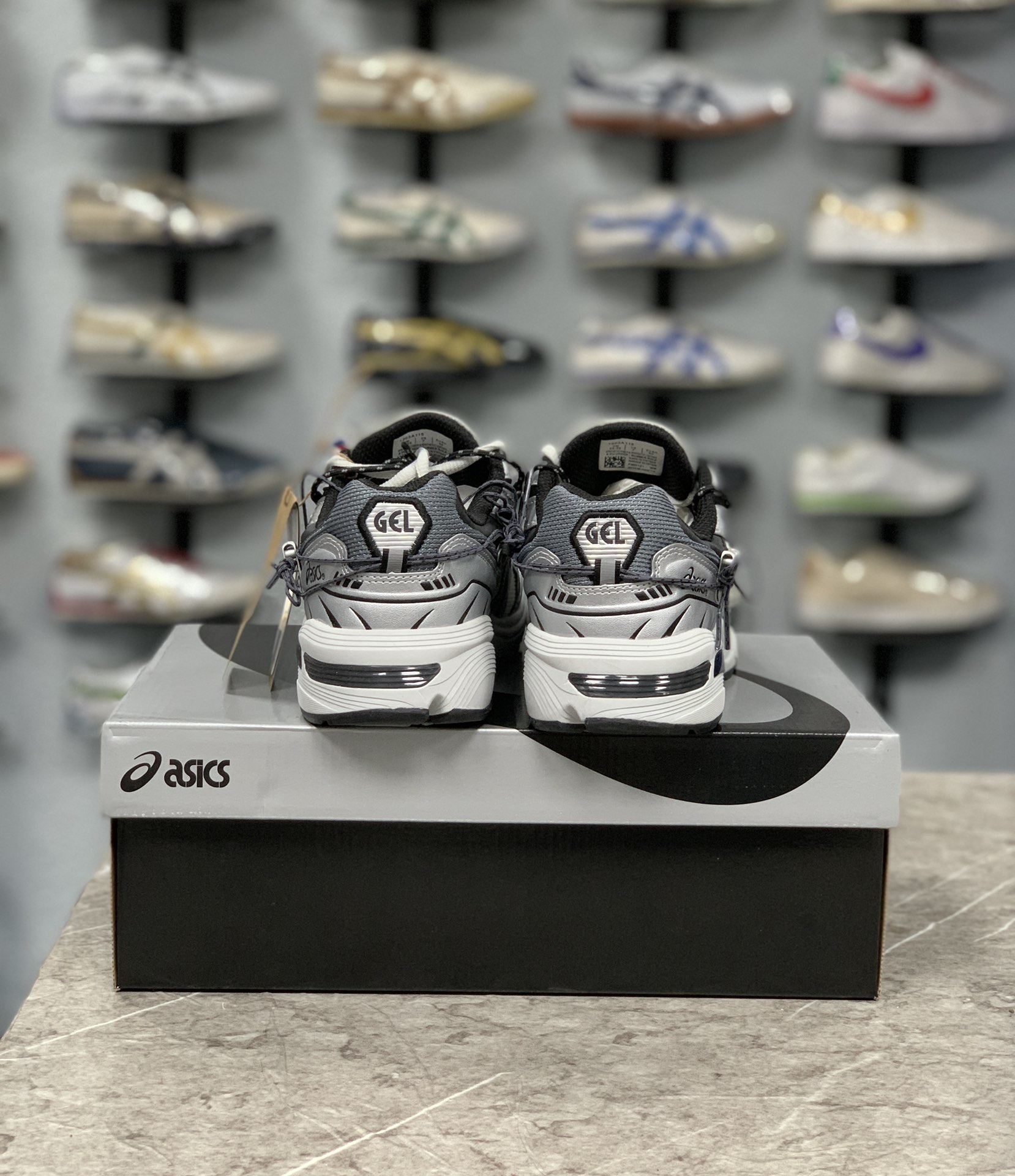 Asics Male Sneakers White M-l-s