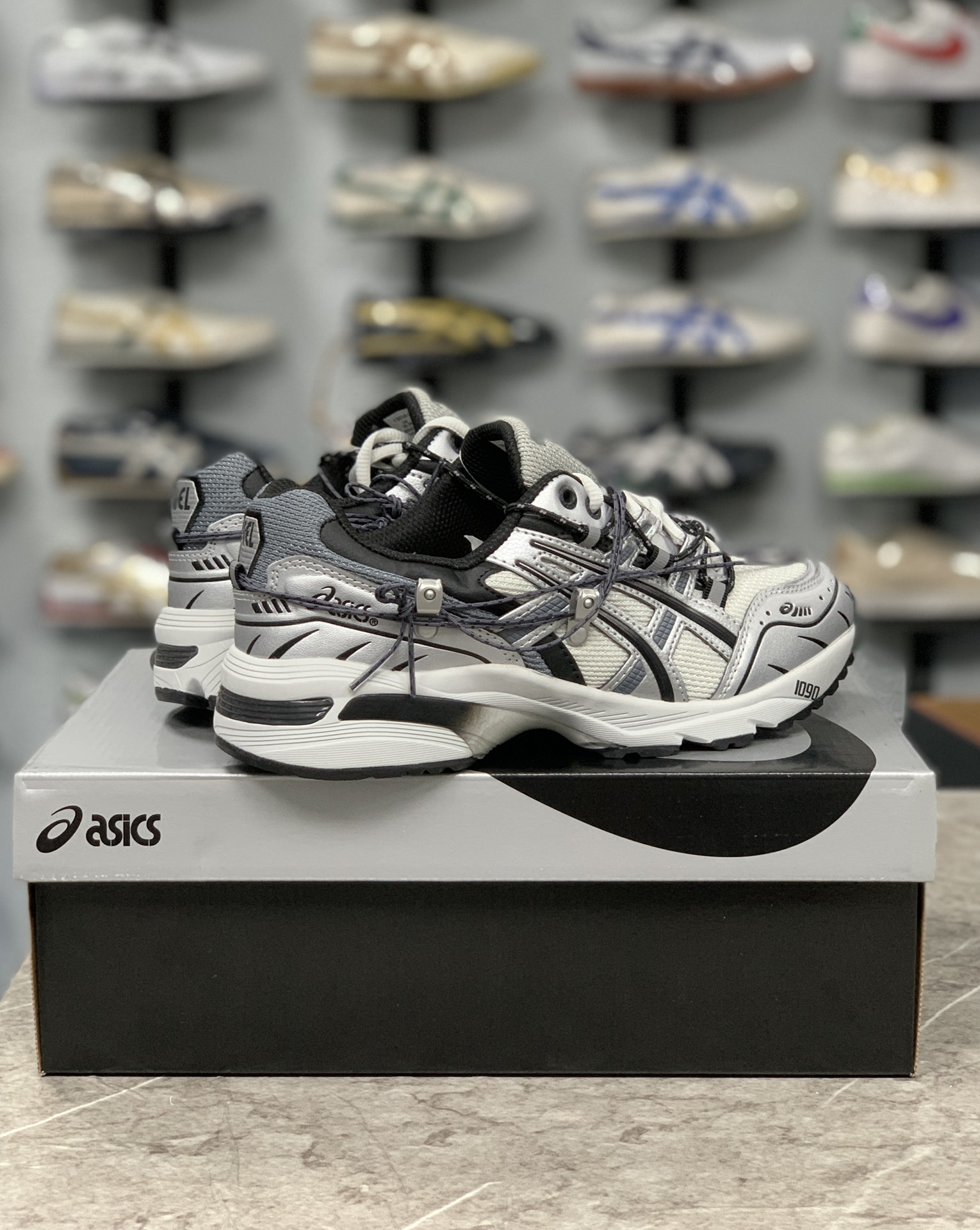 Asics Male Sneakers White M-l-s