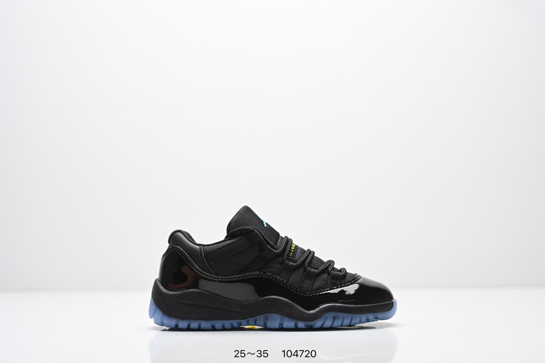 Jordan Nike Basic Shoes
