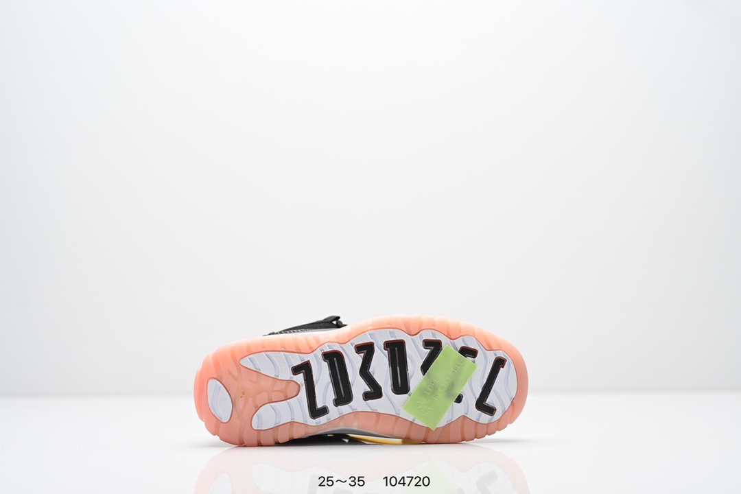 Jordan Nike Basic Shoes