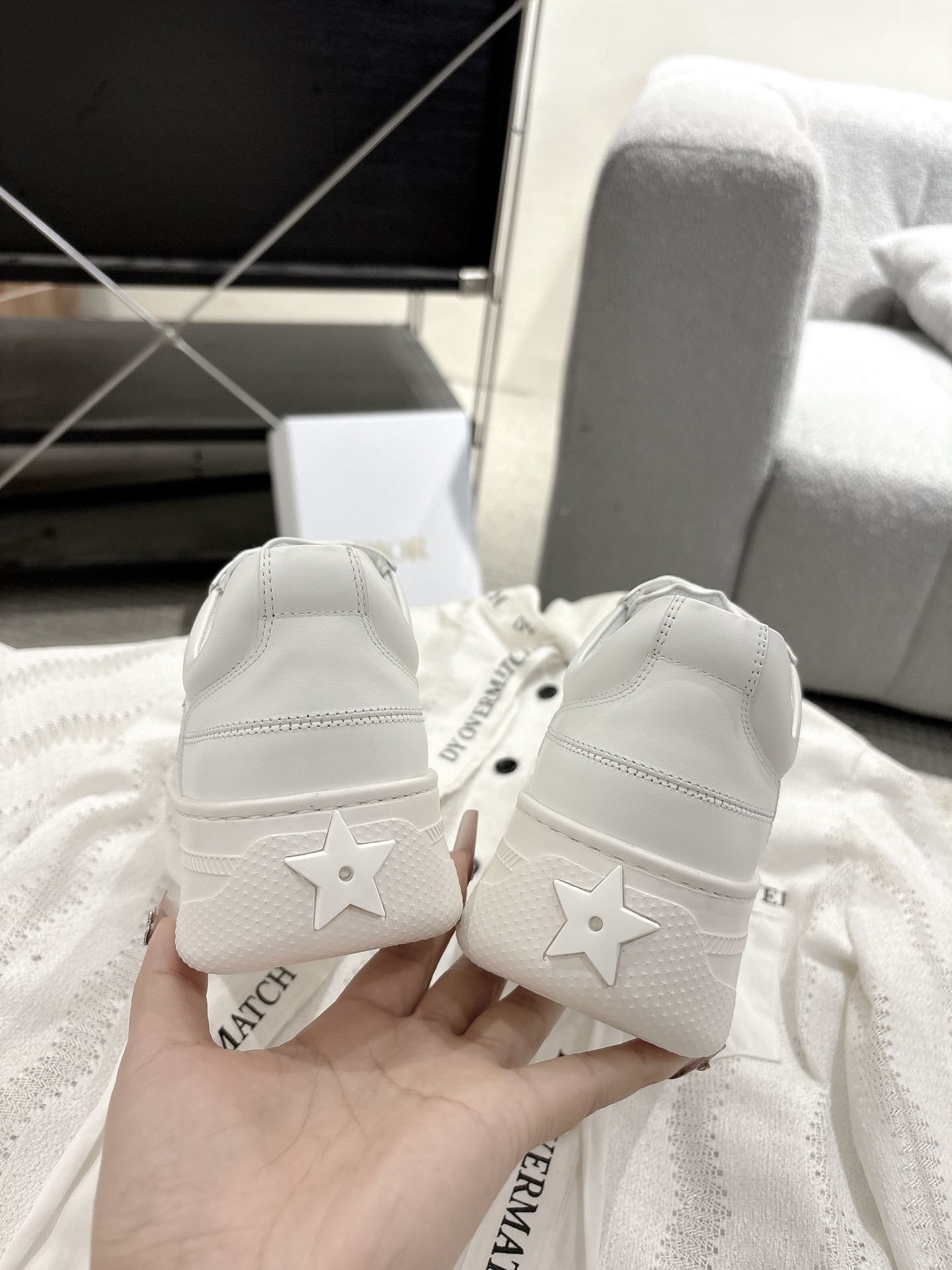 Sneakers White S