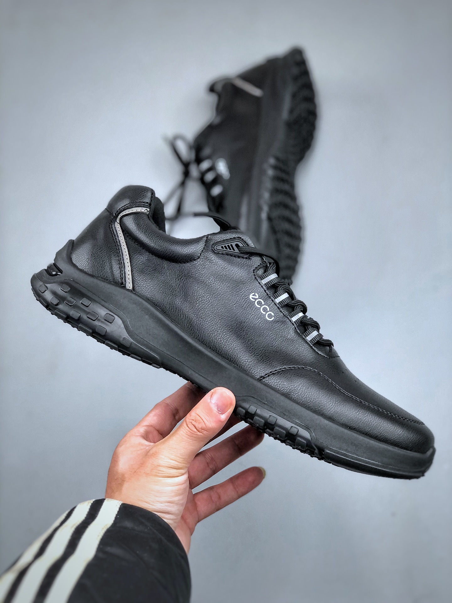 Basic Shoes L