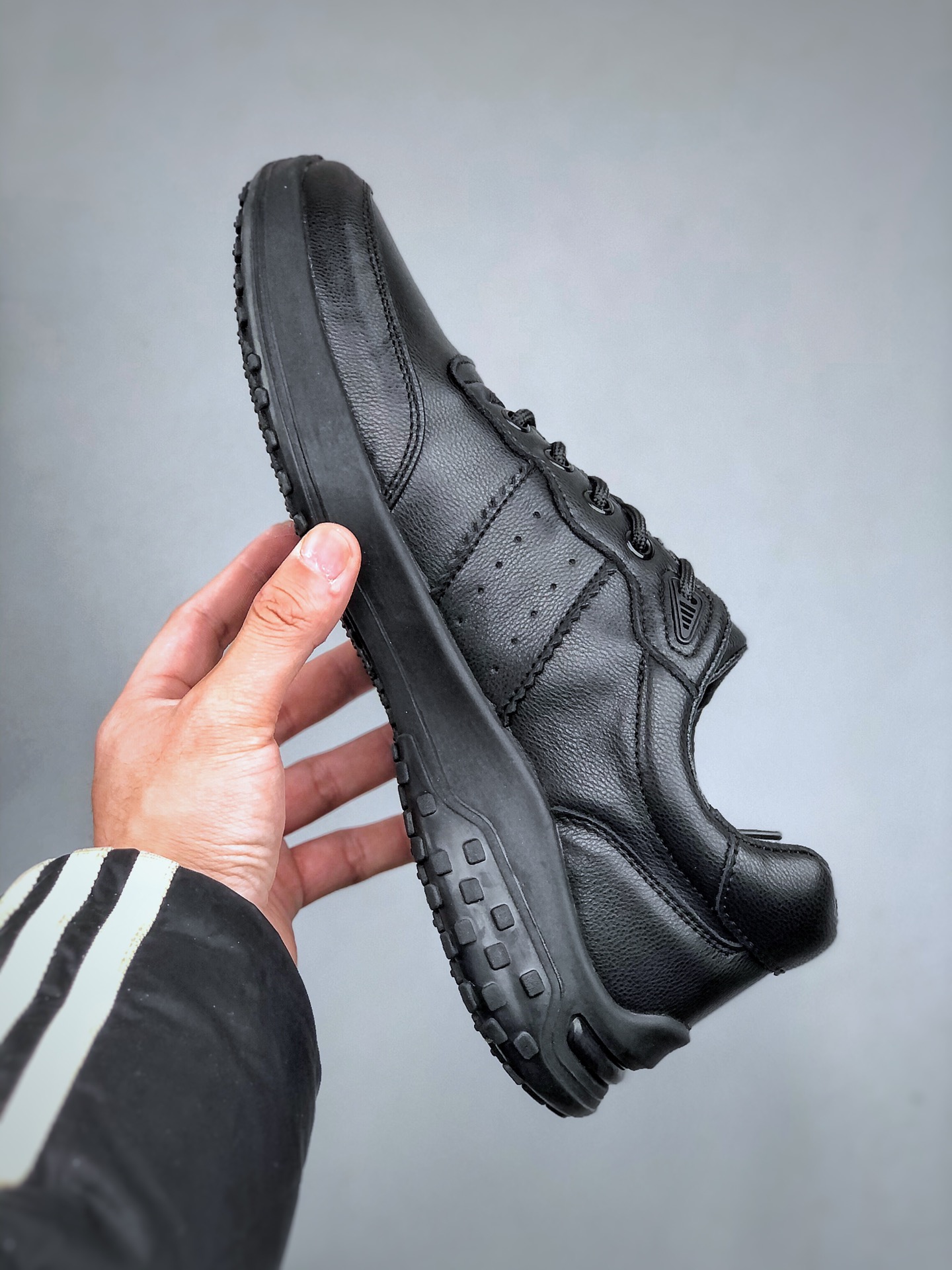 Basic Shoes L