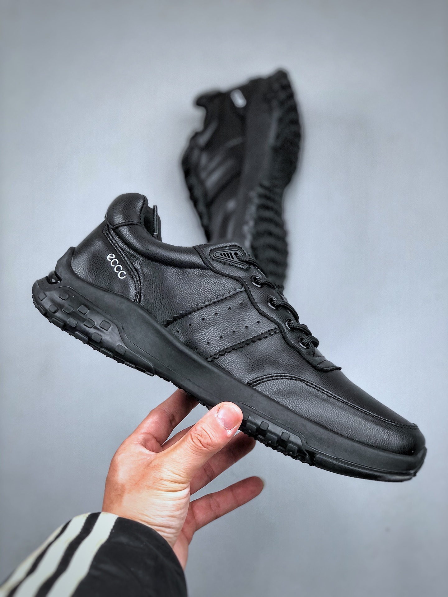 Basic Shoes L