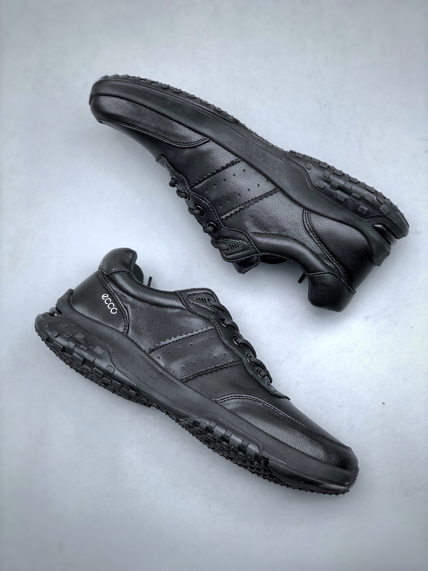 Basic Shoes L
