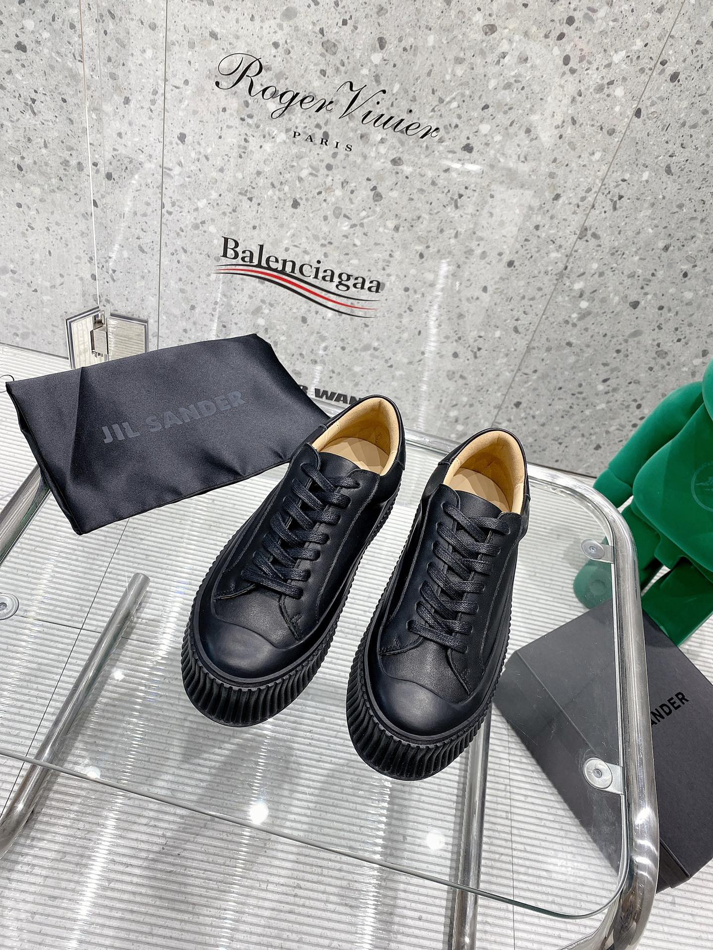 Sneakers Black M-l-s