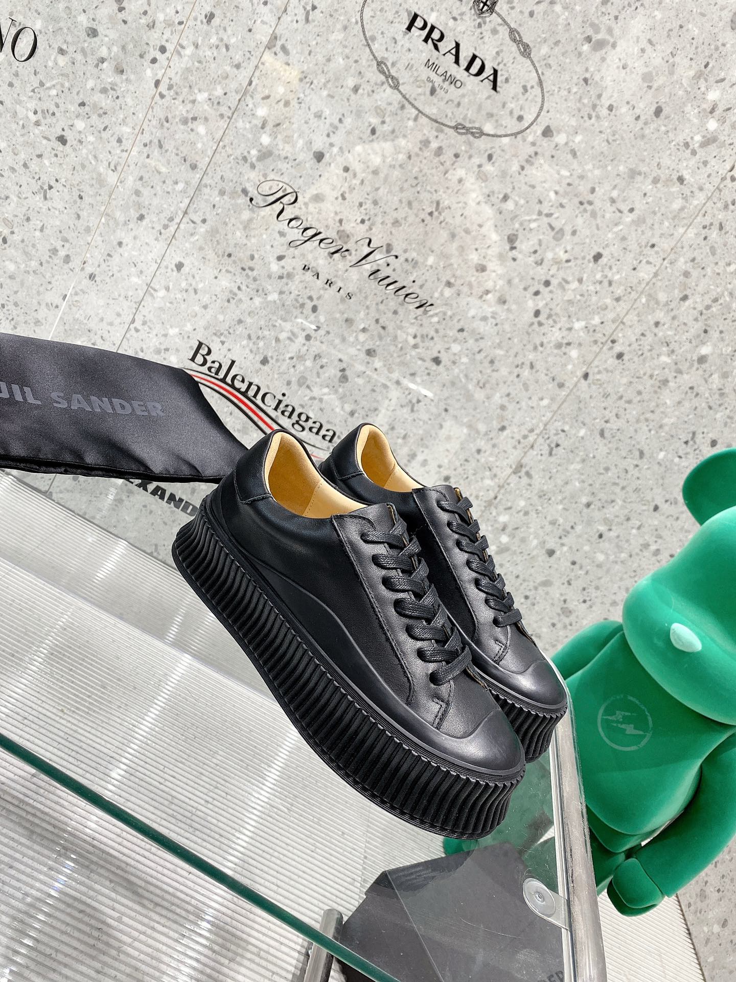 Sneakers Black M-l-s
