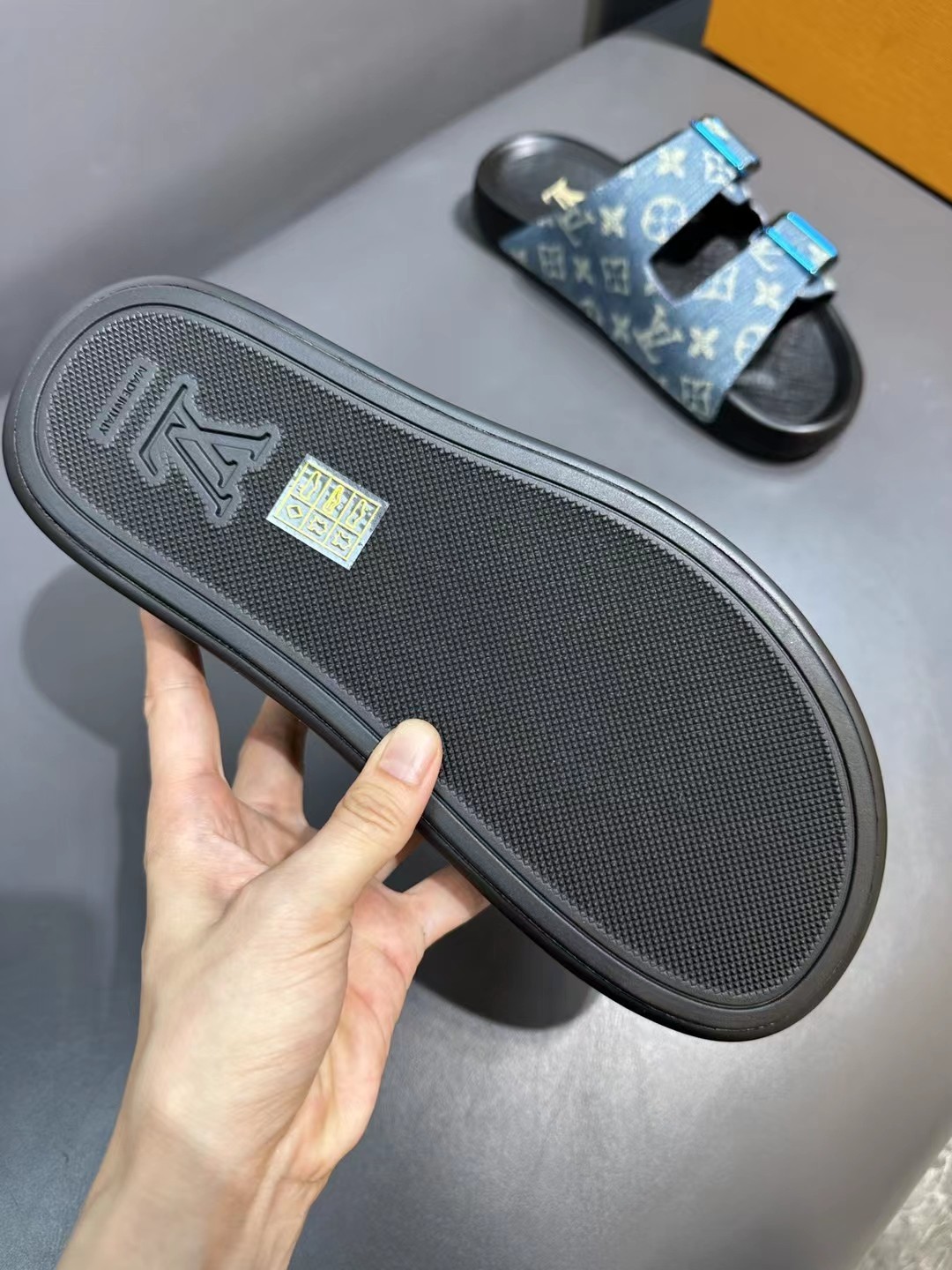 Louis Vuitton Basic Shoes L