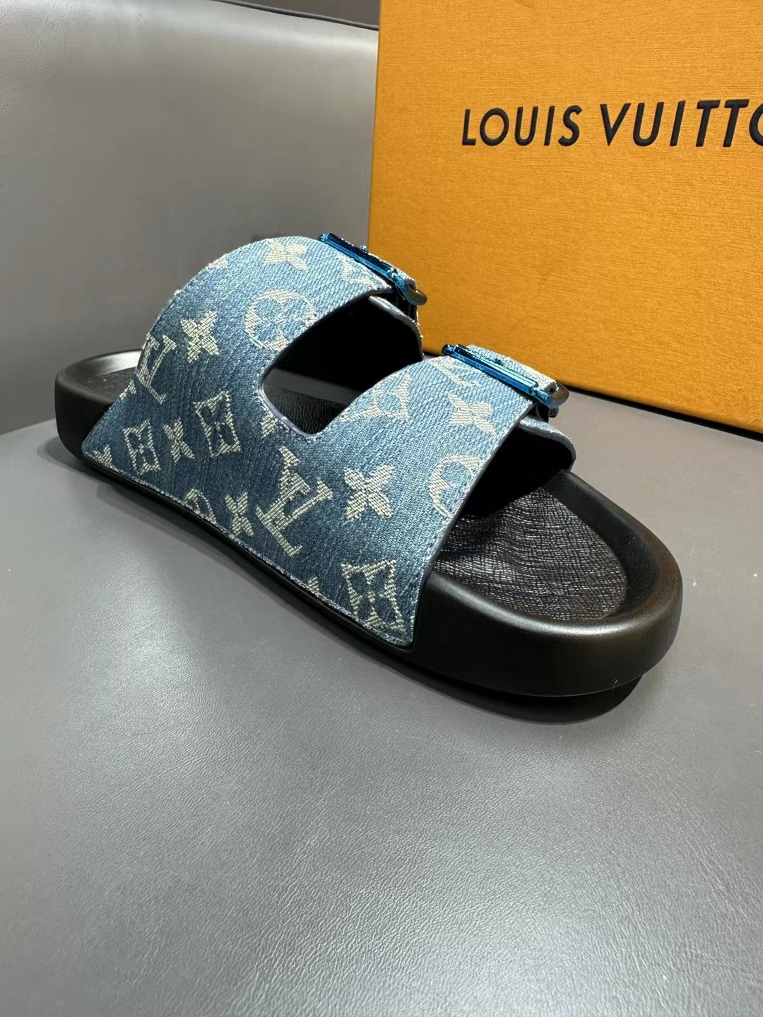Louis Vuitton Basic Shoes L