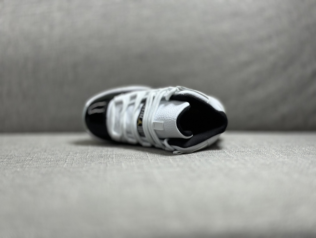 Basic Shoes