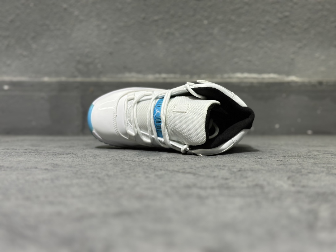 Basic Shoes