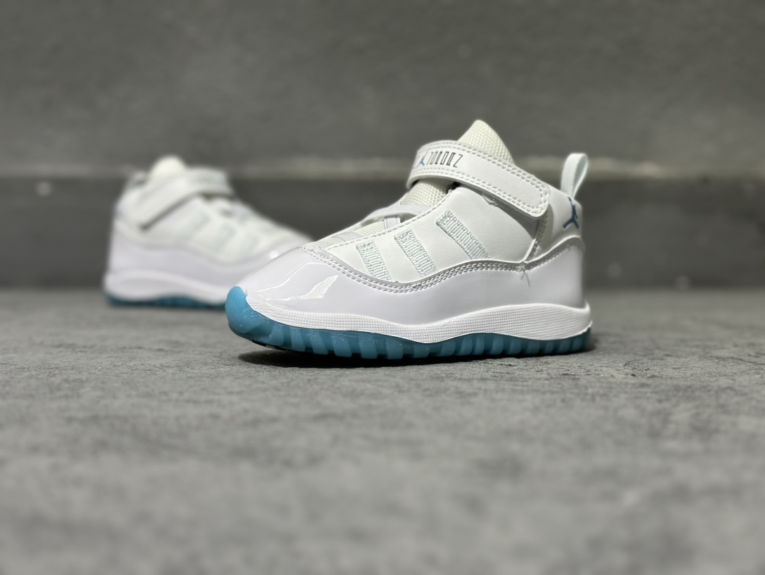 Basic Shoes