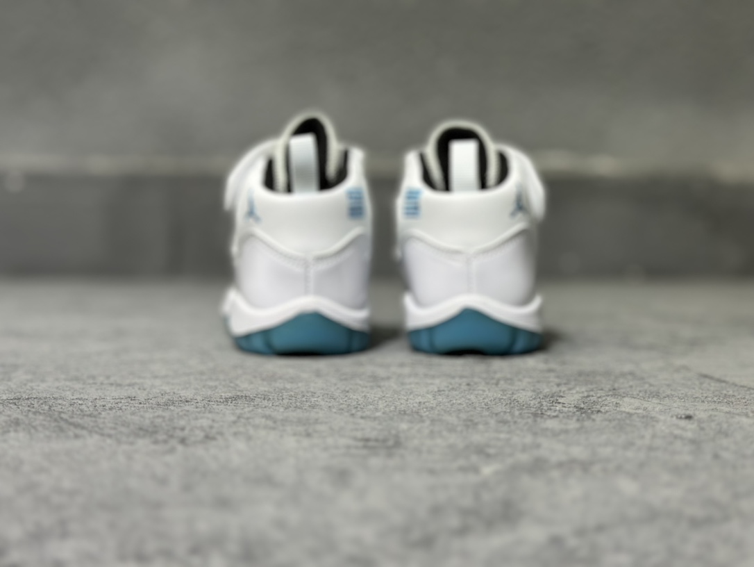Basic Shoes
