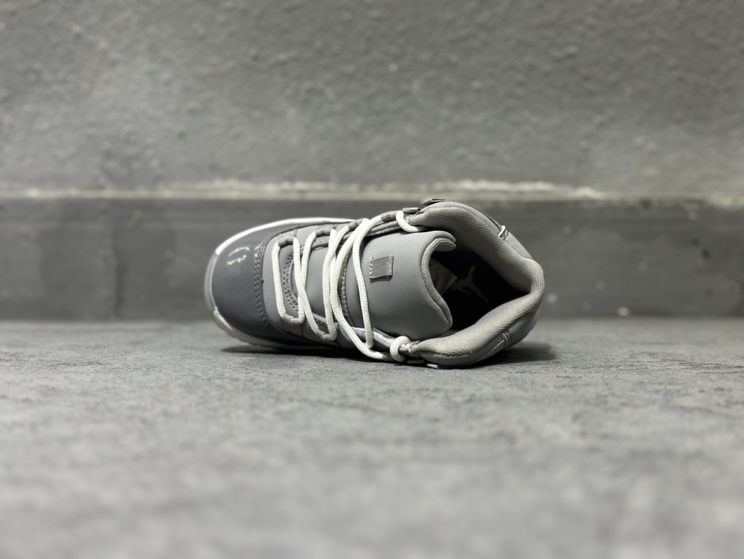 Basic Shoes