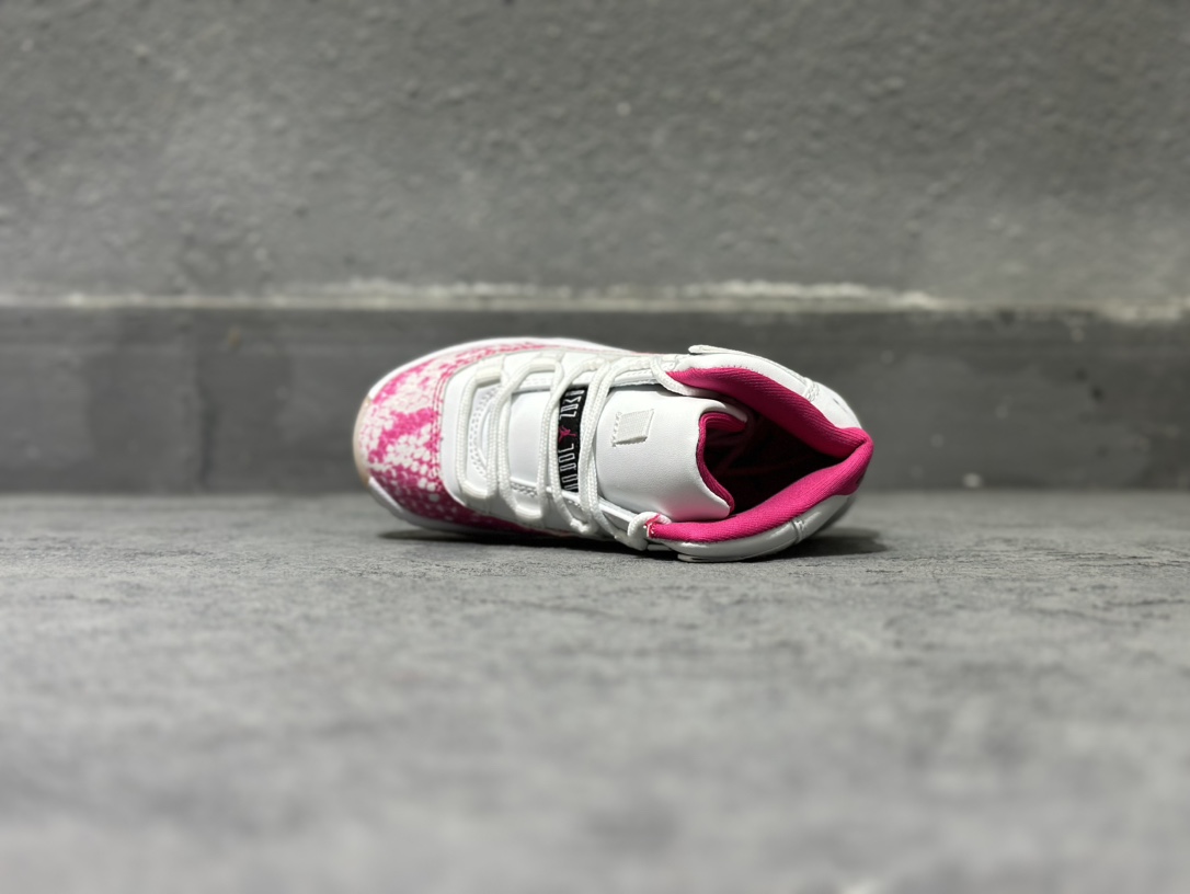 Basic Shoes